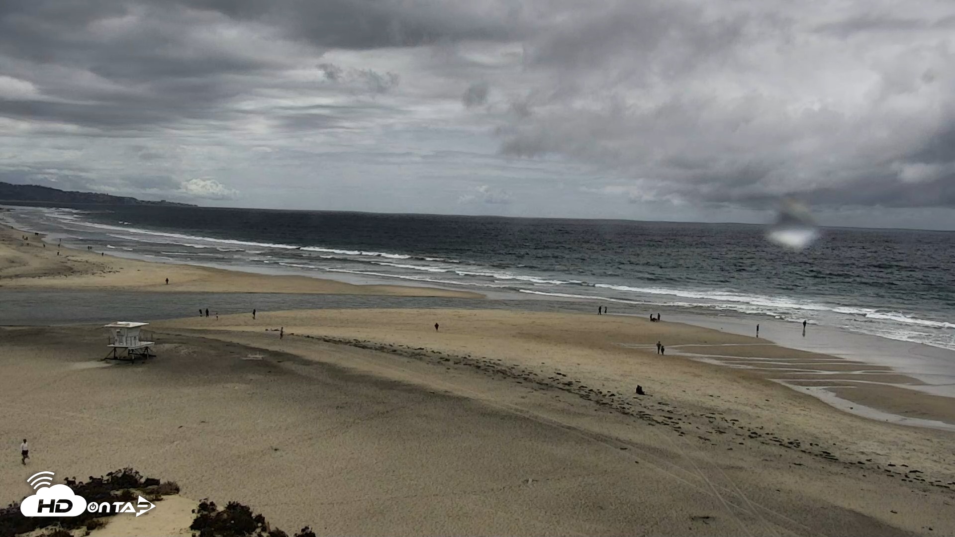 Snapshot of Del Mar Beach North Live Webcam taken Apr 12, 2026, 12:08pm PDT