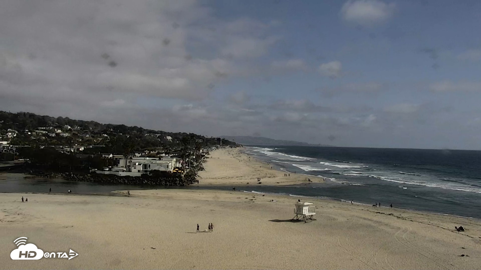 Snapshot of Del Mar Beach North Live Webcam taken May 15, 2026, 4:42pm PDT