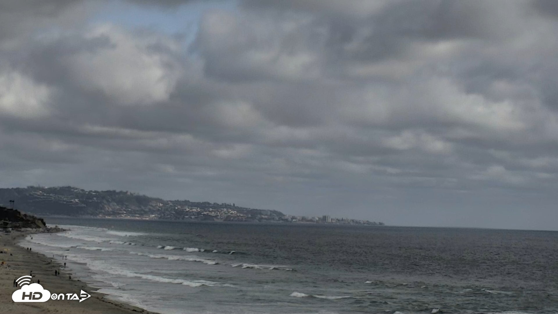 Snapshot of Del Mar Beach North Live Webcam taken May 25, 2026, 5:26pm PDT
