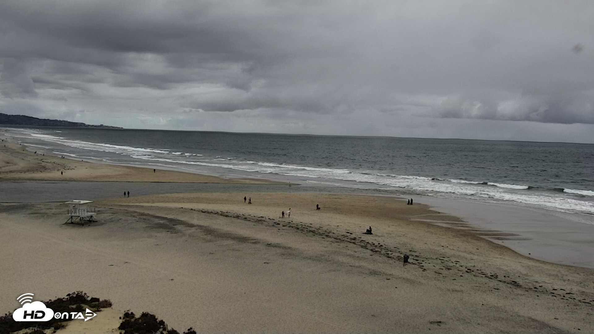 Snapshot of Del Mar Beach North Live Webcam taken Apr 12, 2026, 2:46pm PDT