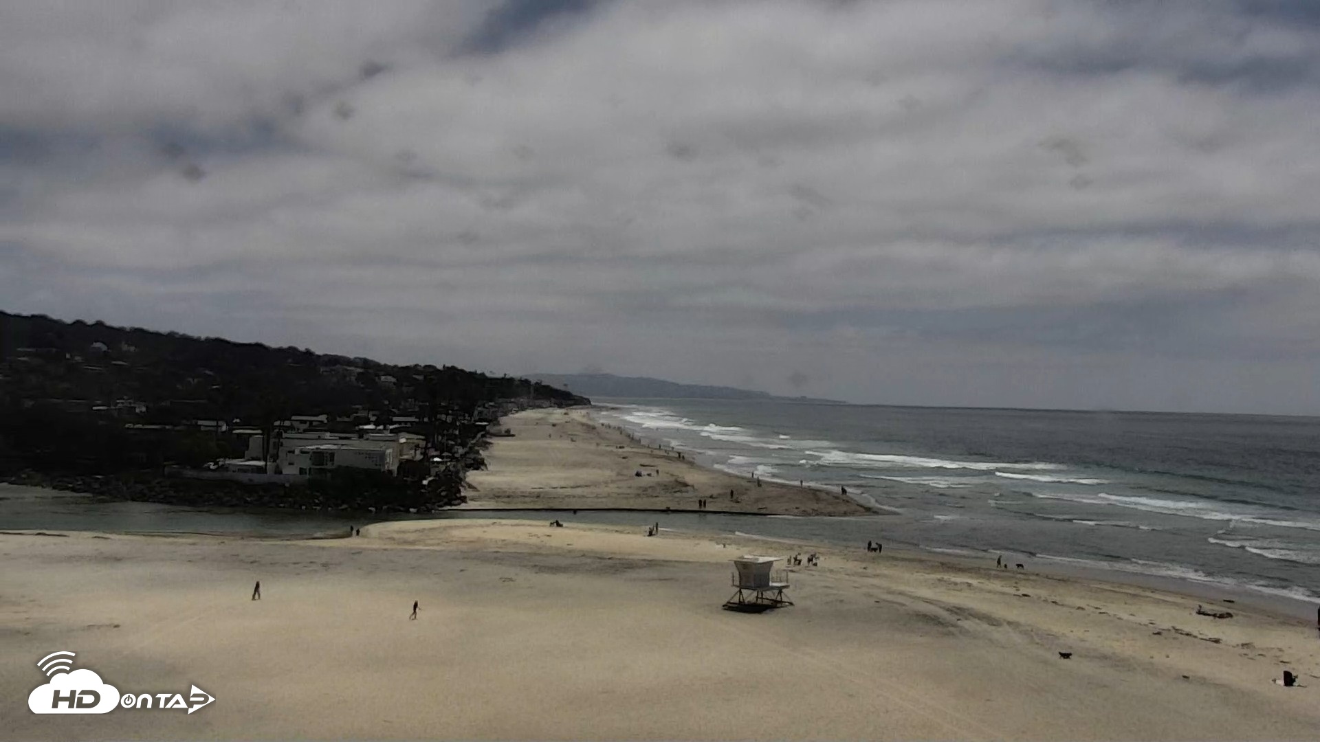 Snapshot of Del Mar Beach North Live Webcam taken May 7, 2026, 1:15pm PDT