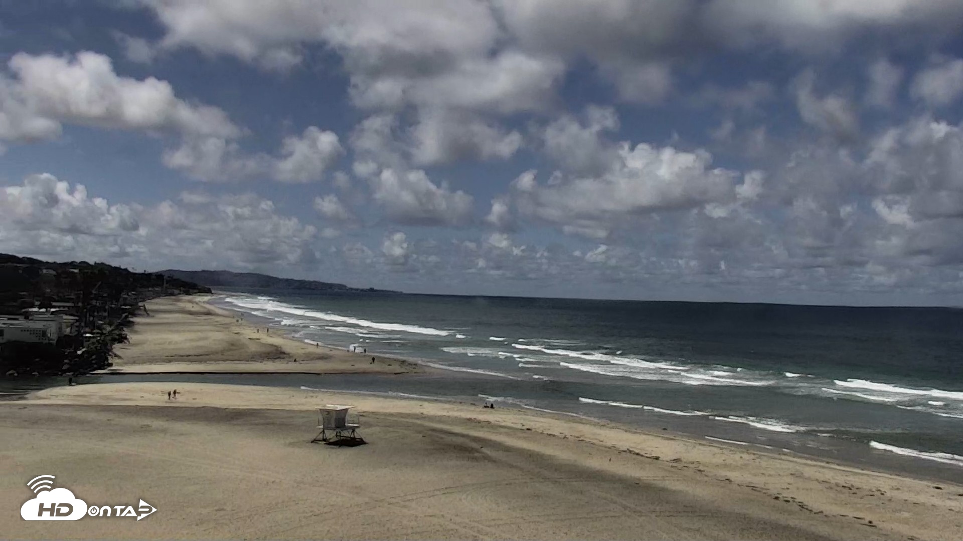 Snapshot of Del Mar Beach North Live Webcam taken May 5, 2026, 11:18am PDT