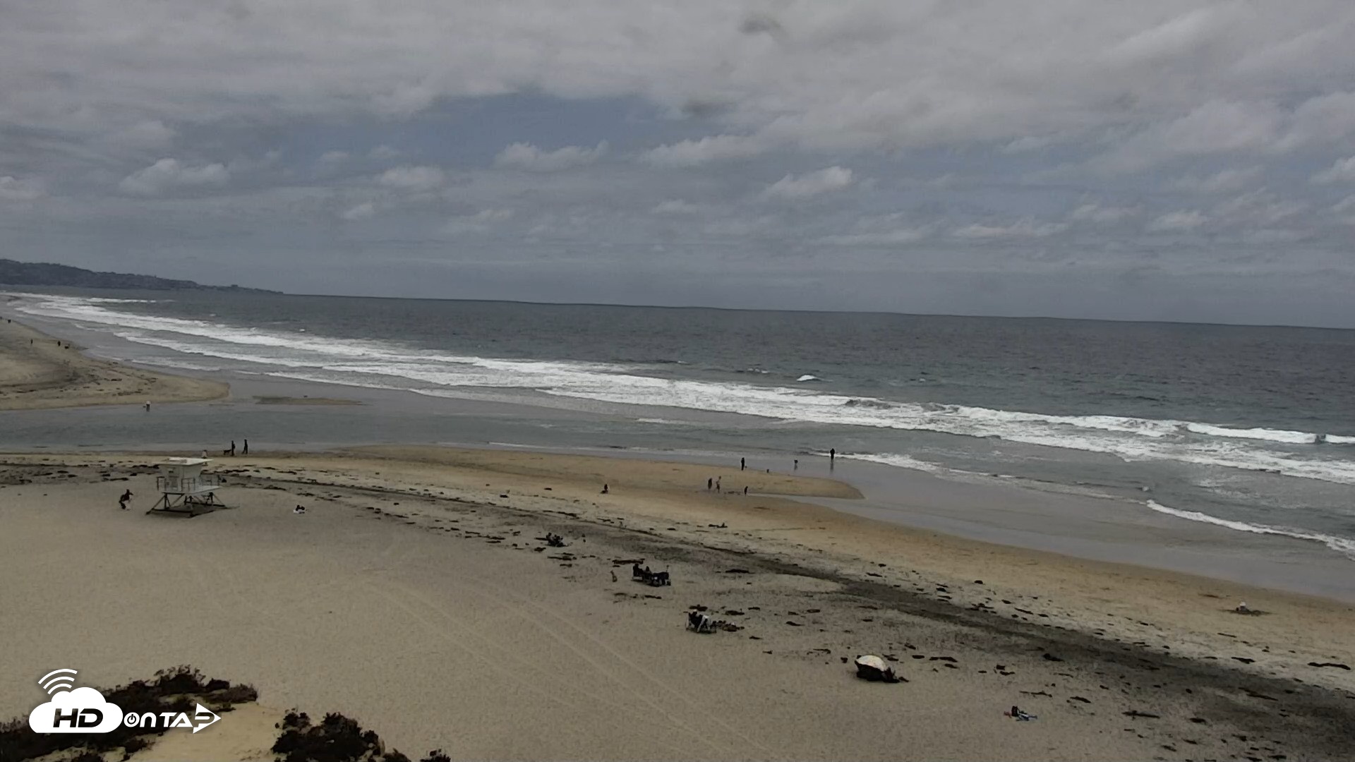 Snapshot of Del Mar Beach North Live Webcam taken May 26, 2026, 1:43pm PDT
