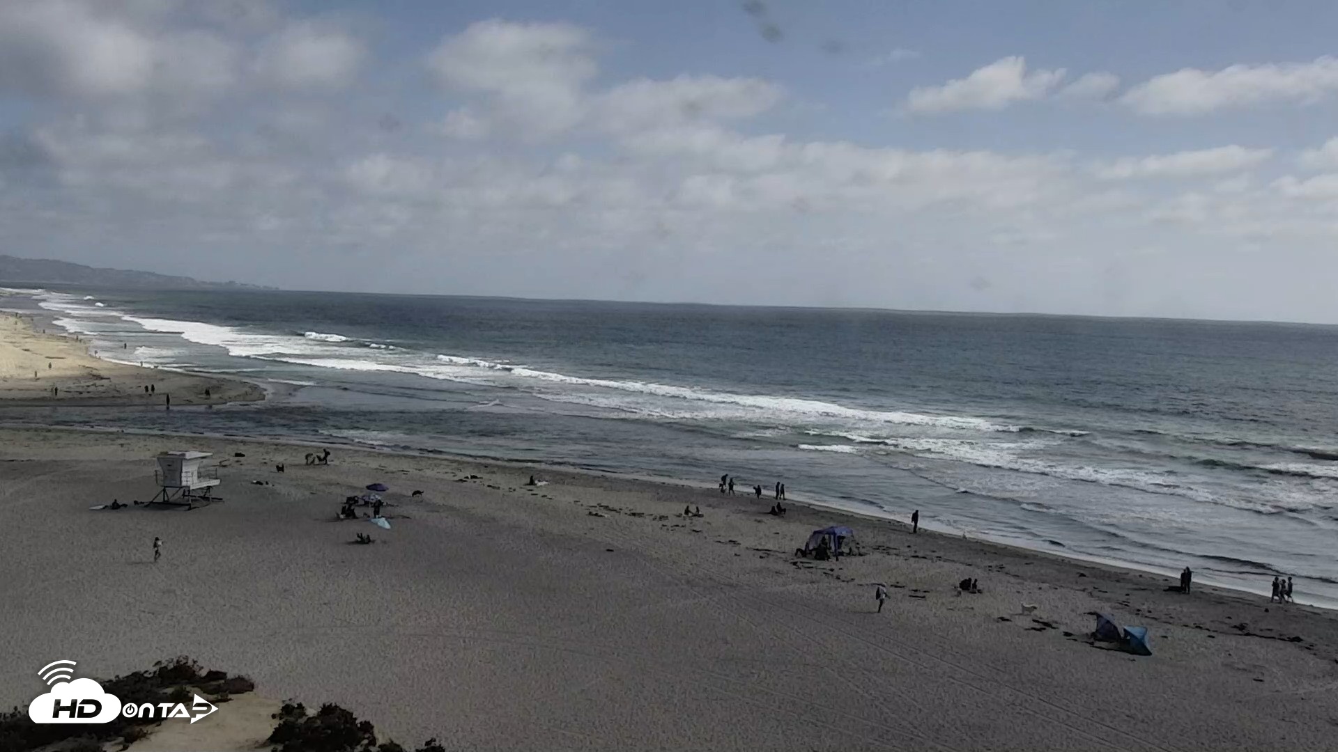 Snapshot of Del Mar Beach North Live Webcam taken May 14, 2026, 4:20pm PDT