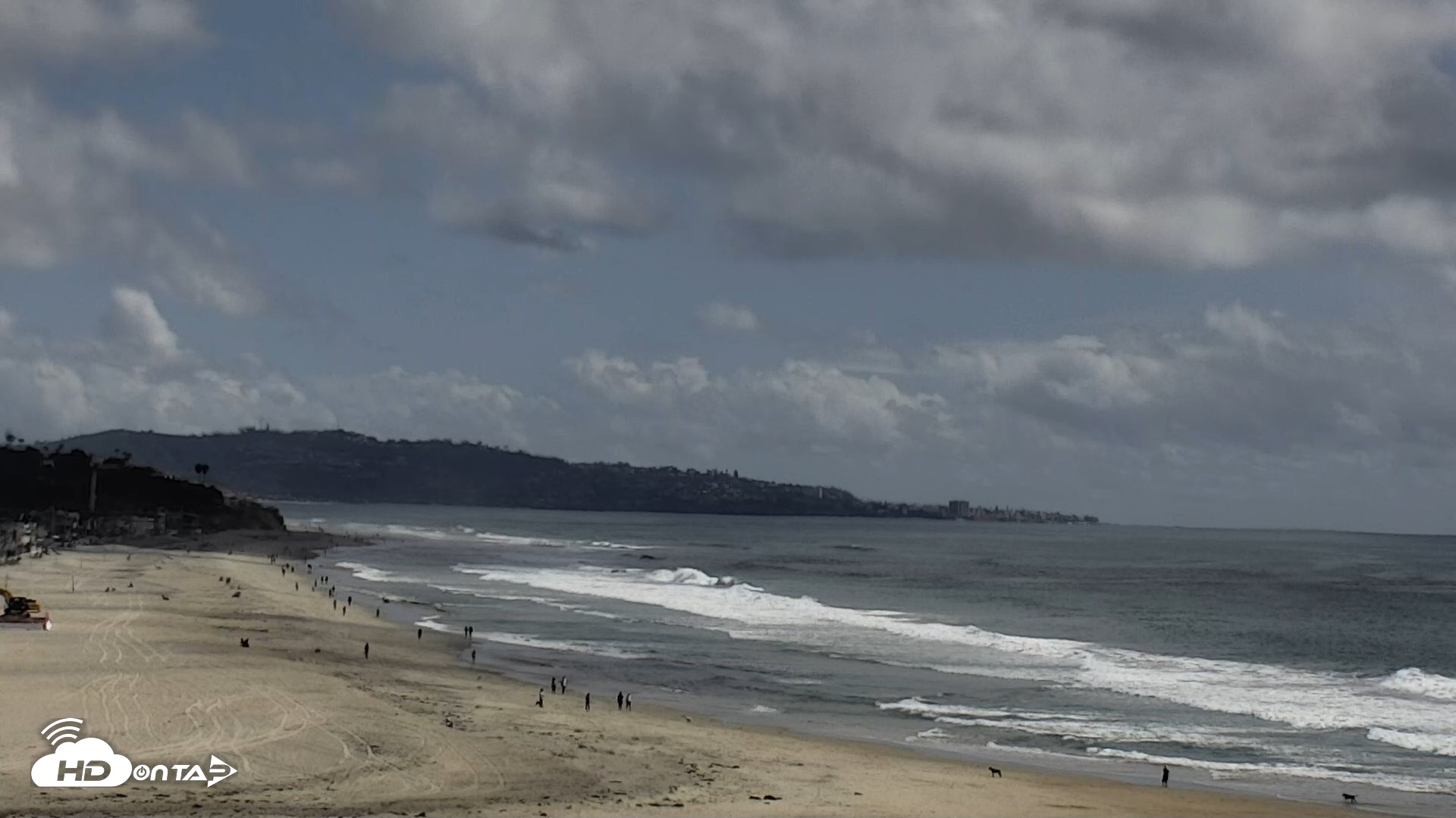 Snapshot of Del Mar Beach North Live Webcam taken Apr 13, 2026, 3:10pm PDT
