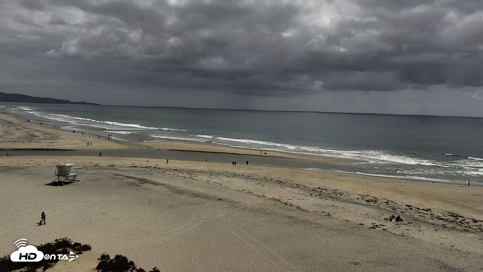 Snapshot of Del Mar Beach North Live Webcam taken Apr 27, 2026, 2:29pm PDT