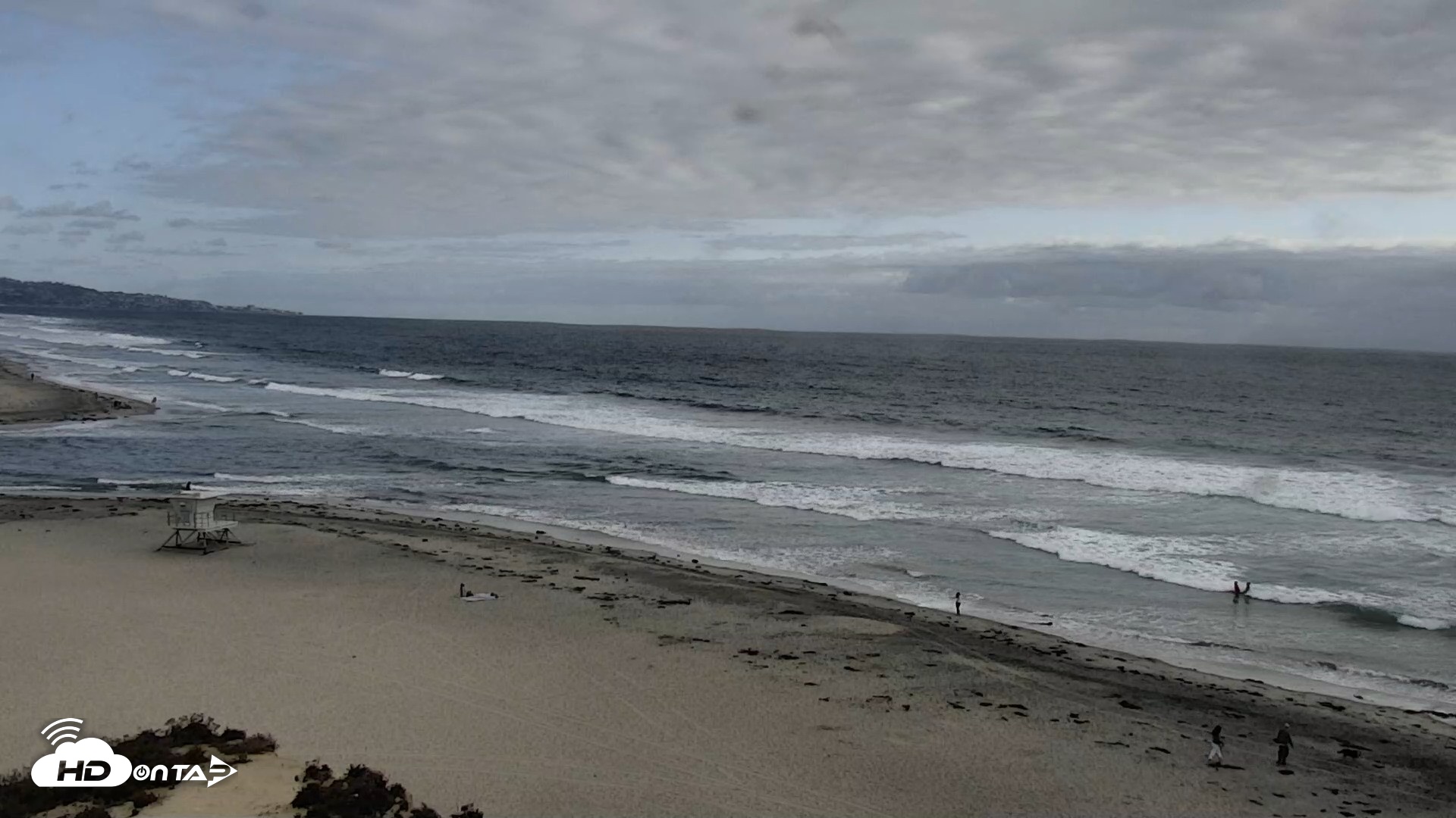 Snapshot of Del Mar Beach North Live Webcam taken May 26, 2026, 5:46pm PDT