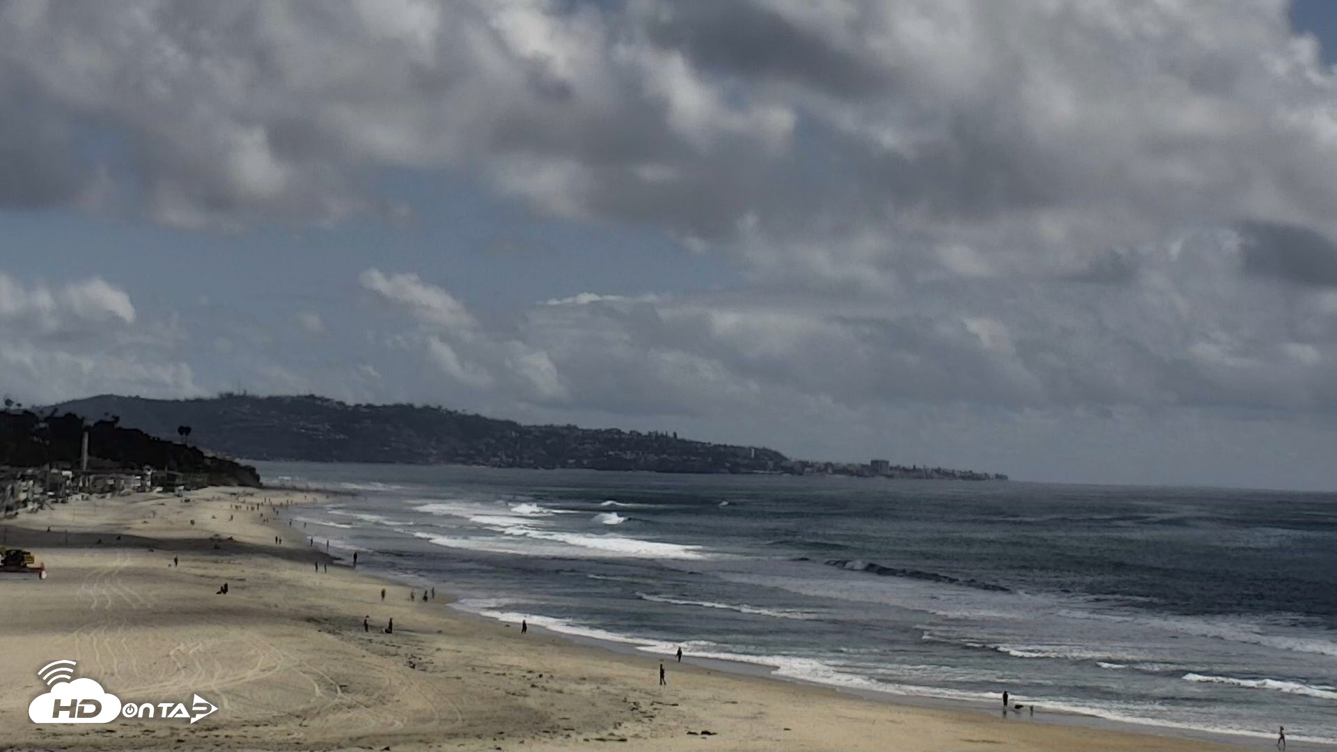 Snapshot of Del Mar Beach North Live Webcam taken Apr 13, 2026, 3:18pm PDT