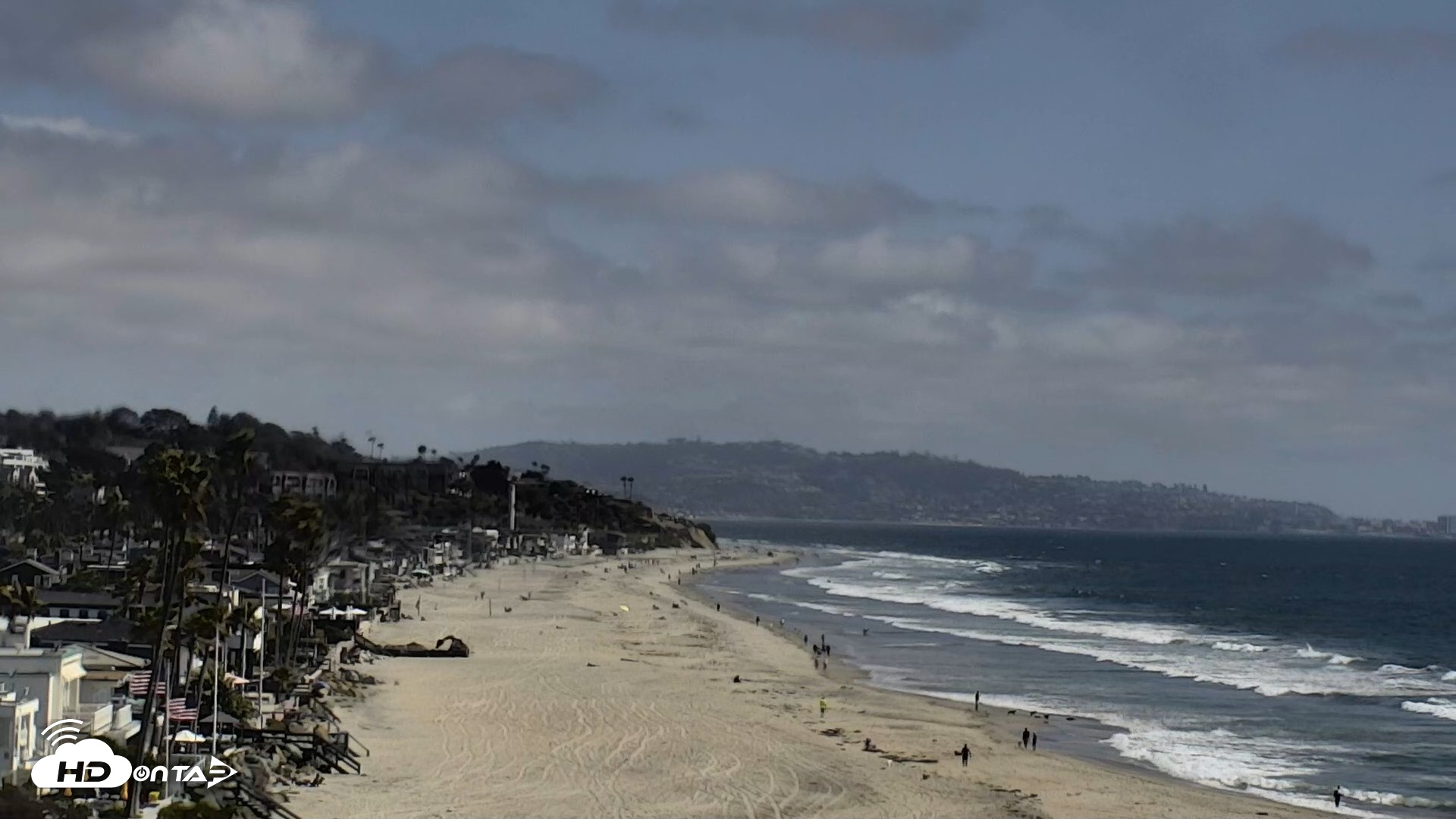 Snapshot of Del Mar Beach North Live Webcam taken May 6, 2026, 3:39pm PDT