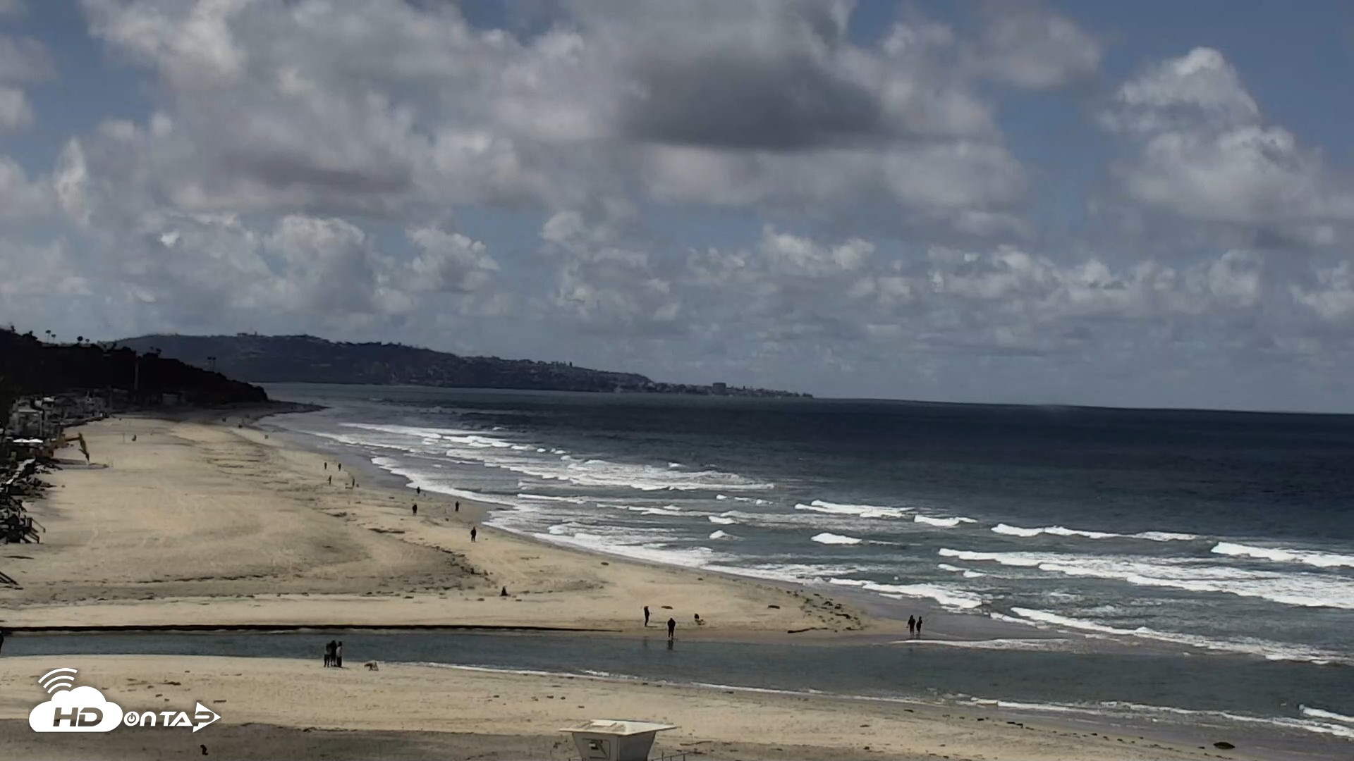 Snapshot of Del Mar Beach North Live Webcam taken May 5, 2026, 11:25am PDT