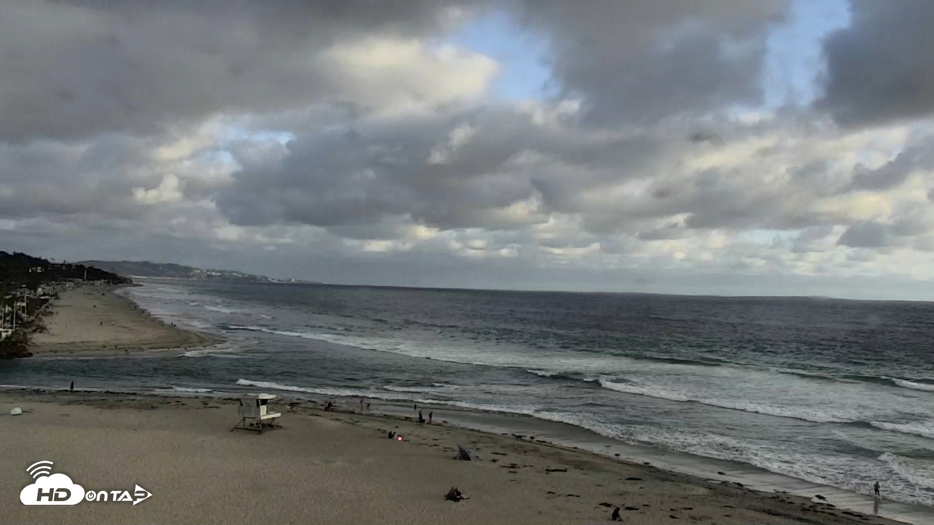 Snapshot of Del Mar Beach North Live Webcam taken May 25, 2026, 6:47pm PDT