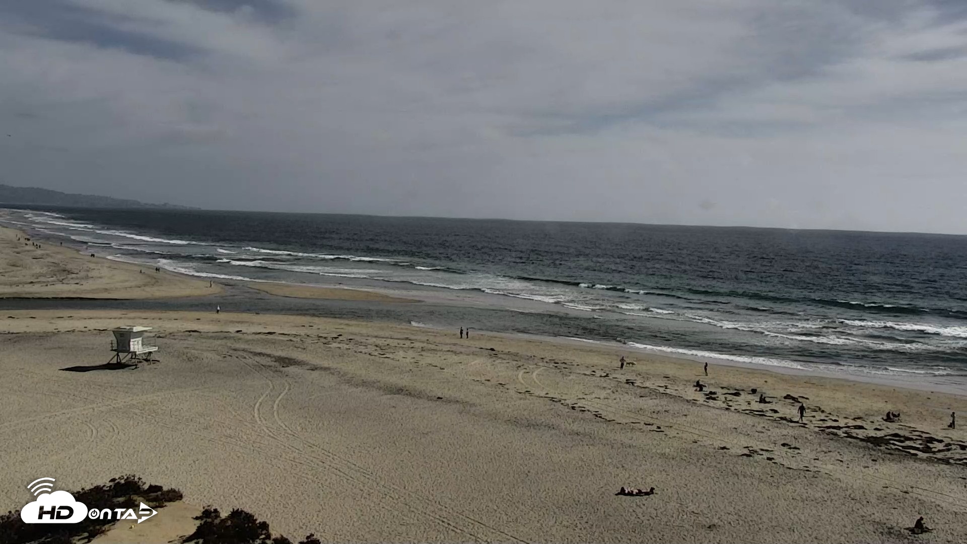 Snapshot of Del Mar Beach North Live Webcam taken Apr 29, 2026, 4:15pm PDT