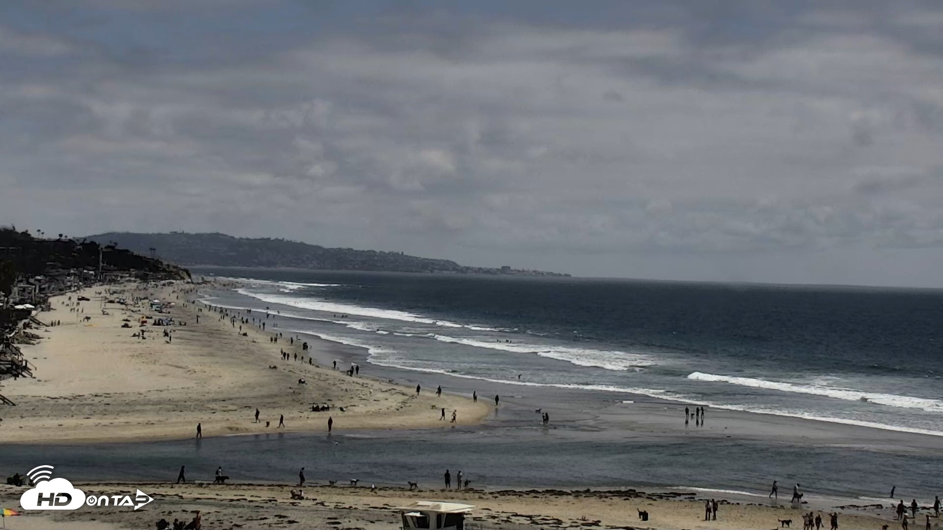 Snapshot of Del Mar Beach North Live Webcam taken May 25, 2026, 2:15pm PDT