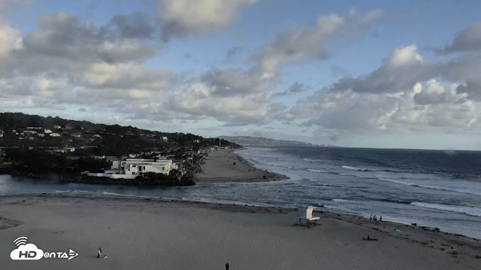 Snapshot of Del Mar Beach North Live Webcam taken May 27, 2026, 6:47pm PDT