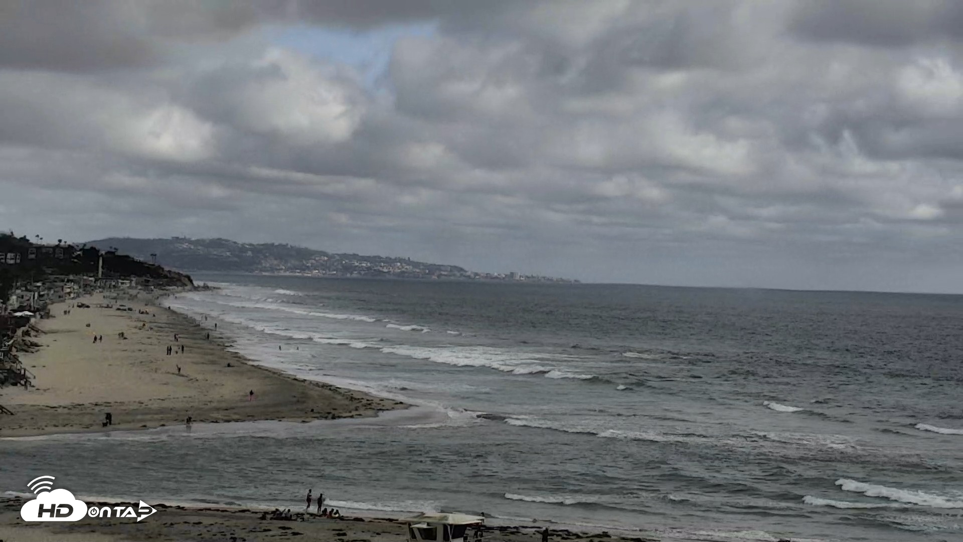 Snapshot of Del Mar Beach North Live Webcam taken May 25, 2026, 5:25pm PDT