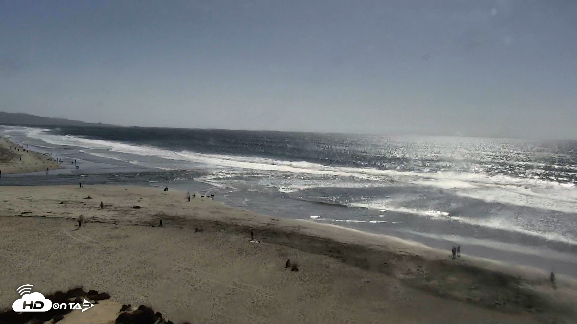 Snapshot of Del Mar Beach North Live Webcam taken Oct 23, 2025, 2:14pm PDT