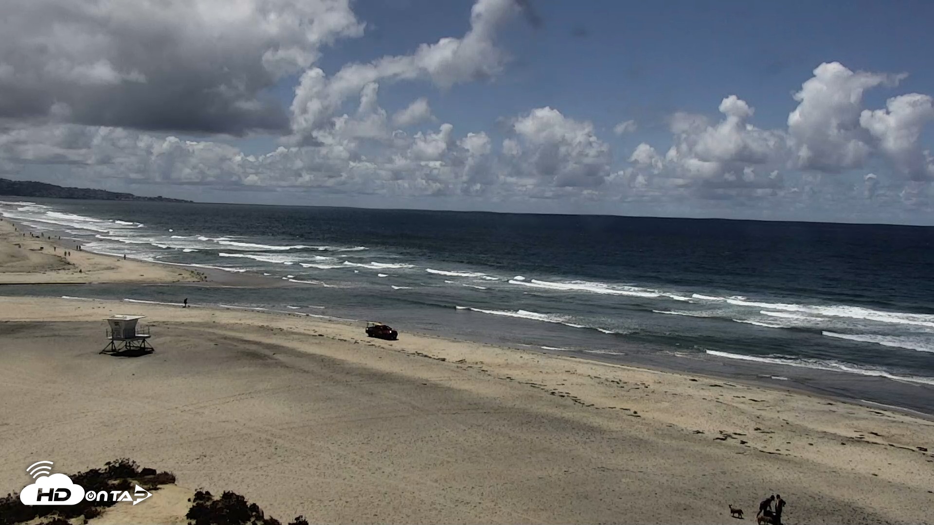 Snapshot of Del Mar Beach North Live Webcam taken May 5, 2026, 11:56am PDT