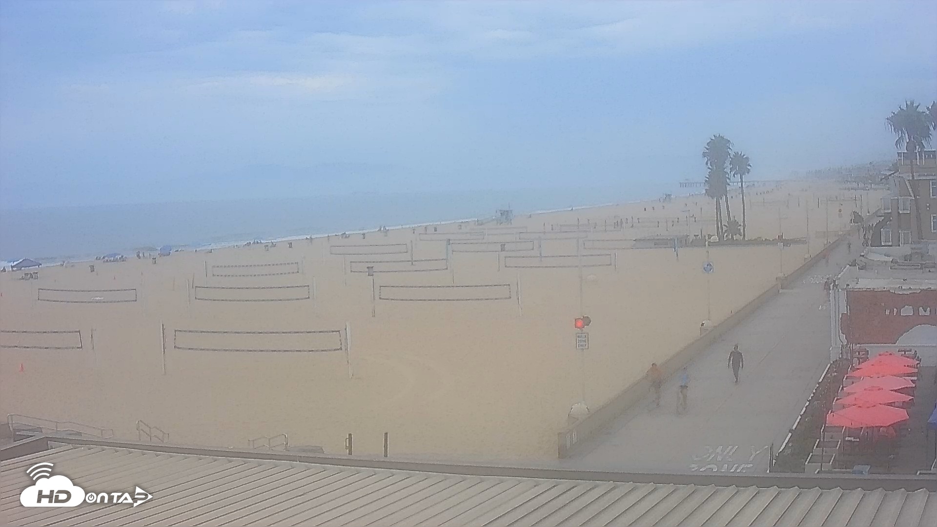 Snapshot of Hermosa Beach North Live Webcam taken Aug 27, 2026, 1:49pm PDT