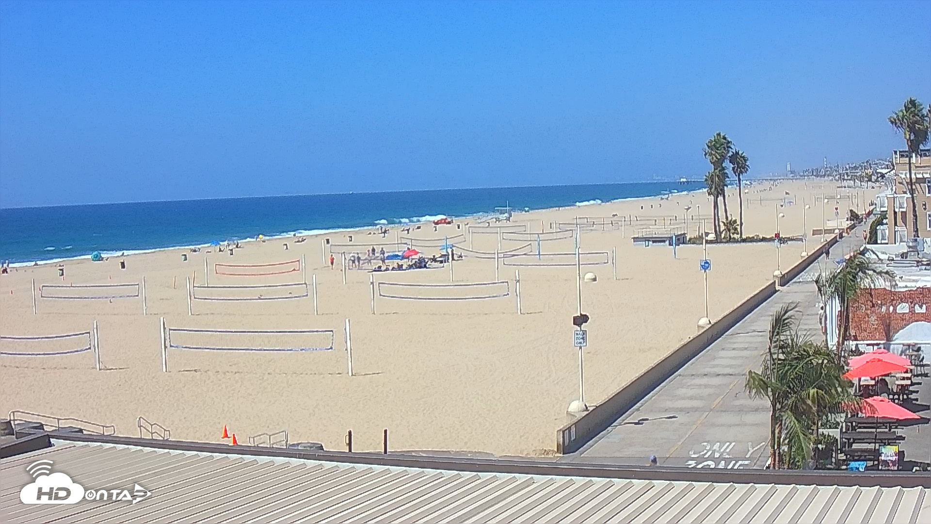 Snapshot of Hermosa Beach North Live Webcam taken Sep 14, 2026, 1:41pm PDT