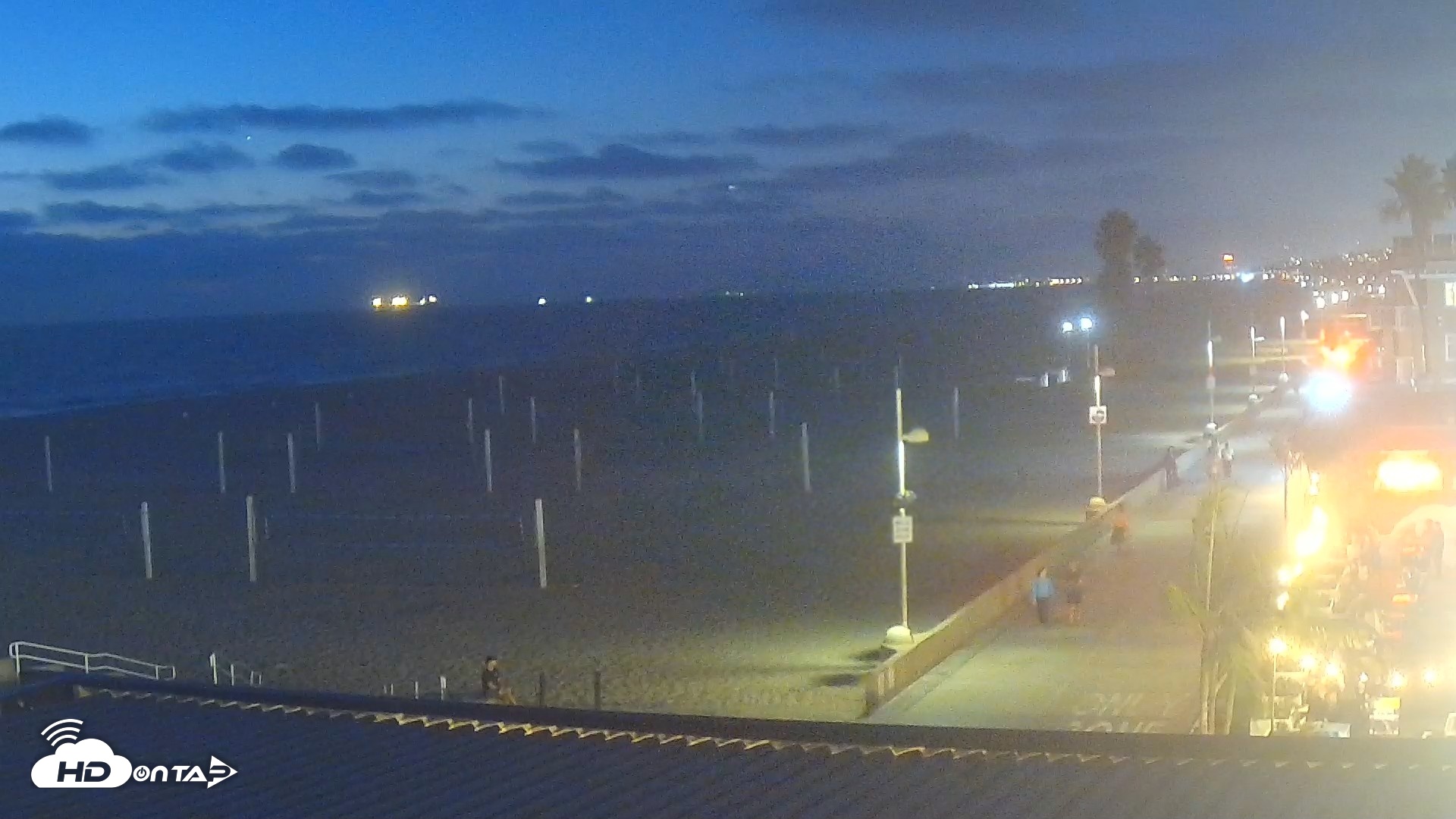 Snapshot of Hermosa Beach North Live Webcam taken Sep 25, 2026, 7:28pm PDT