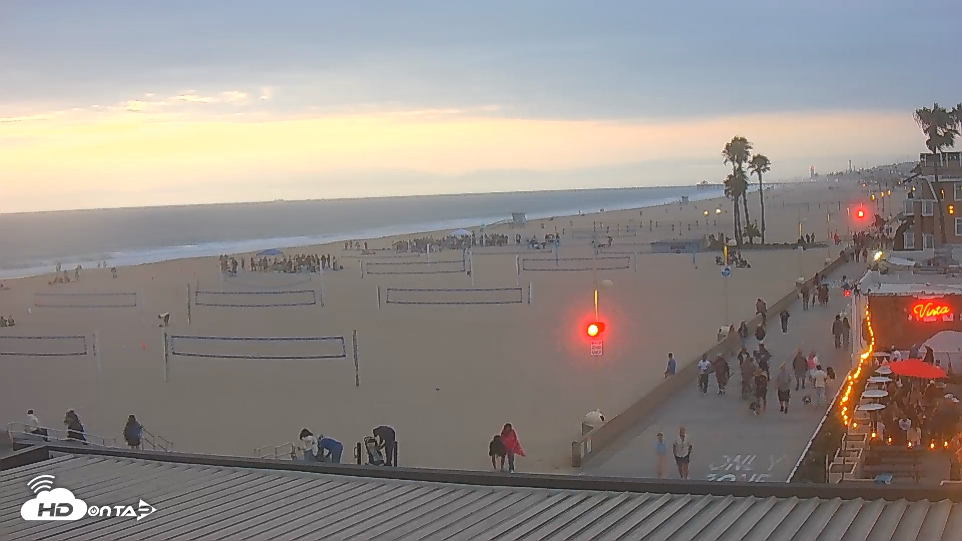 Snapshot of Hermosa Beach North Live Webcam taken Jun 6, 2026, 8:12pm PDT