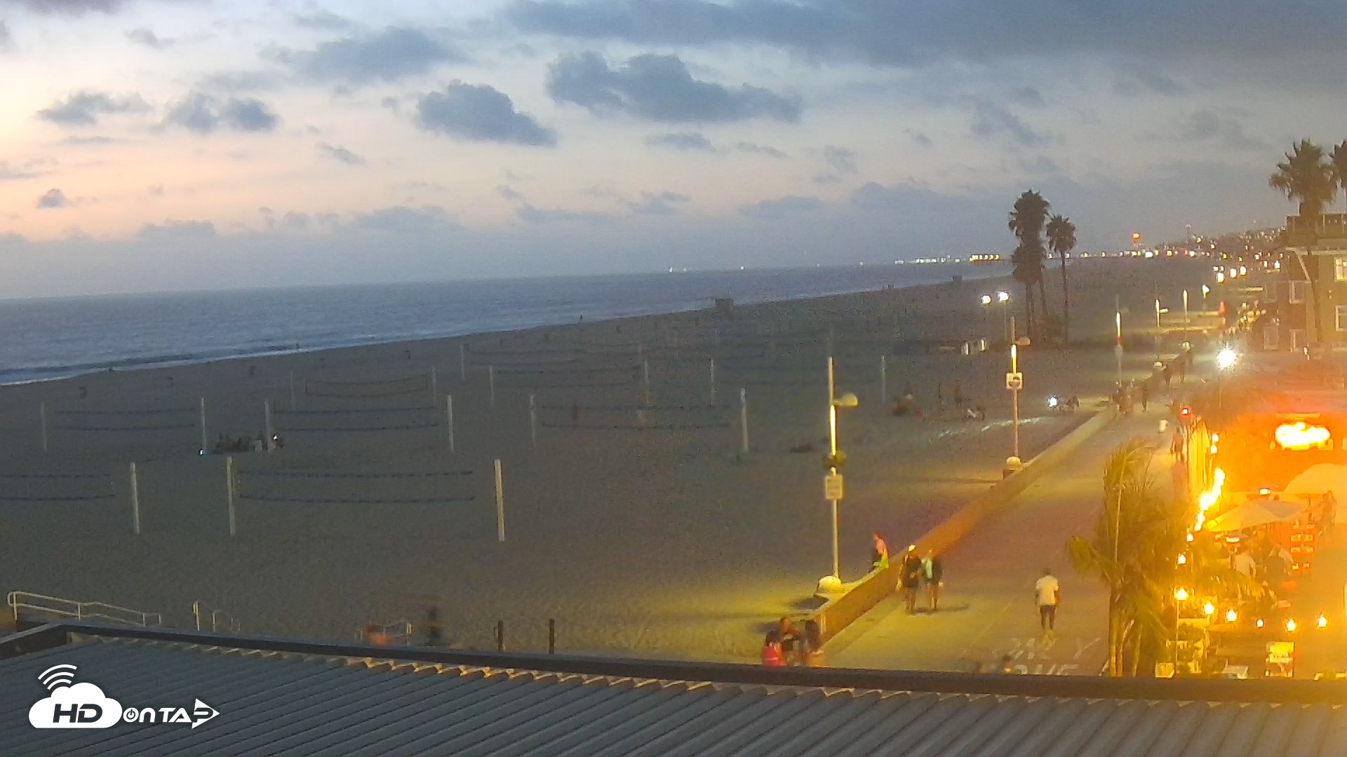 Snapshot of Hermosa Beach North Live Webcam taken Sep 15, 2026, 7:28pm PDT