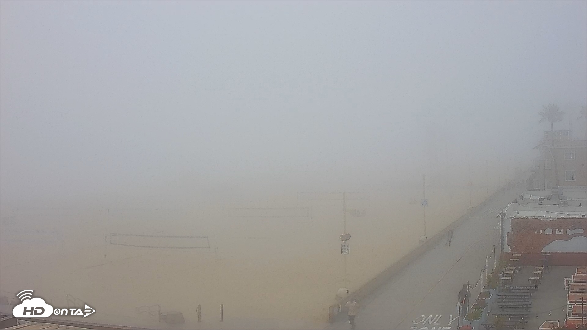 Snapshot of Hermosa Beach North Live Webcam taken Feb 26, 2025, 2:38pm PST