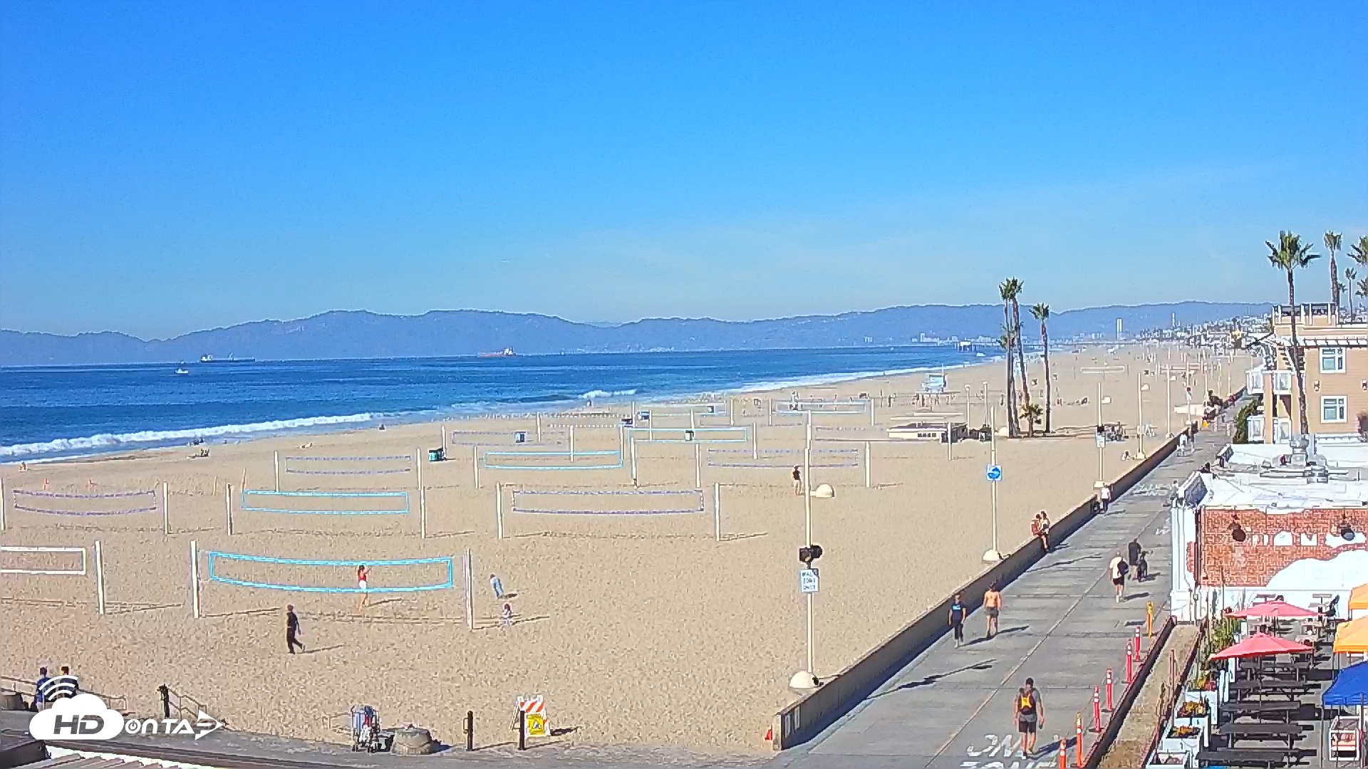 Snapshot of Hermosa Beach North Live Webcam taken Nov 25, 2025, 11:51am PST