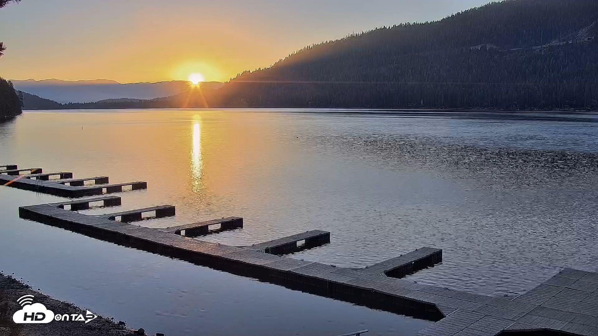 Snapshot of Donner Lake and Village Live Webcam taken Oct 9, 2025, 7:21am PDT