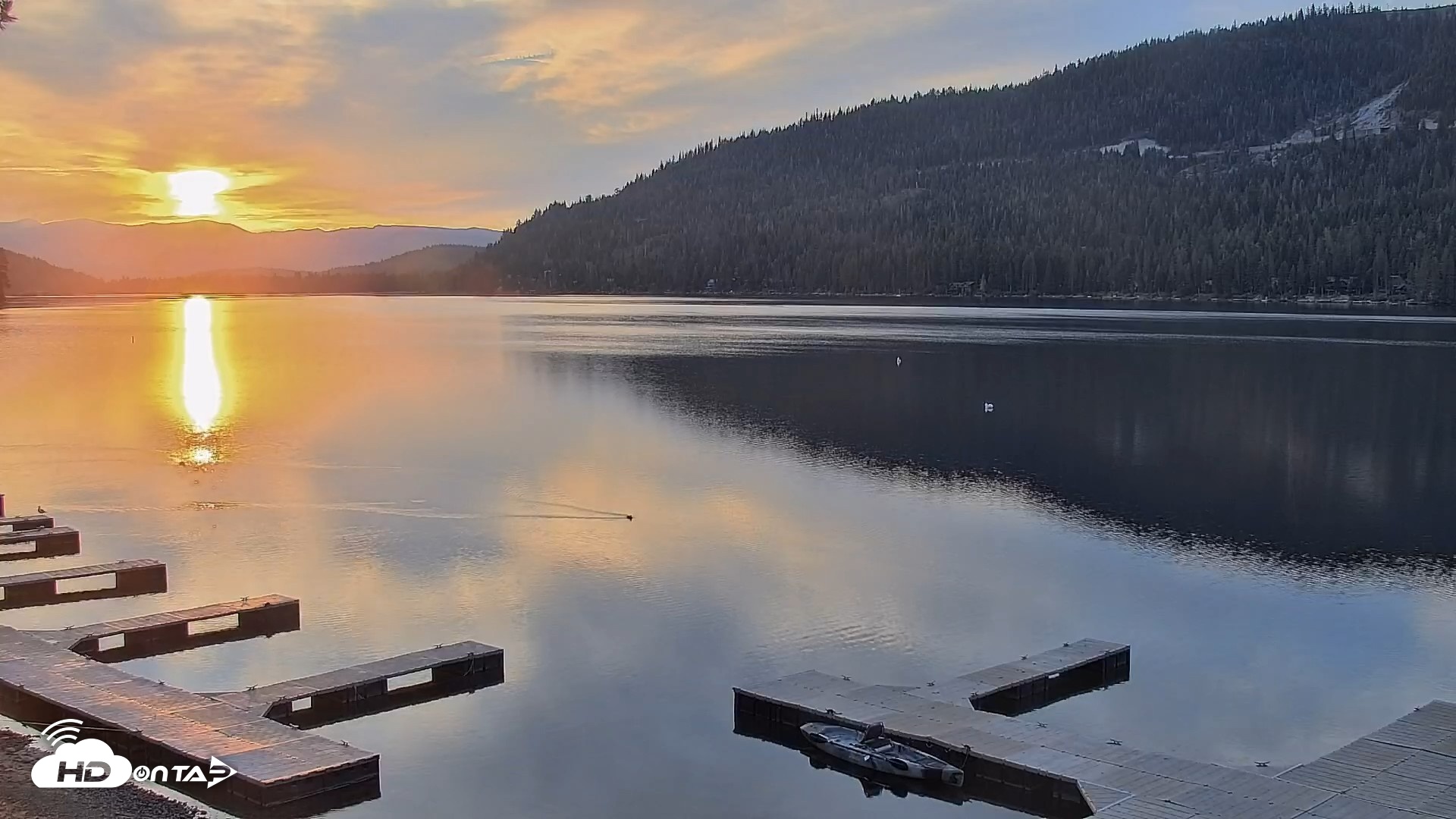 Snapshot of Donner Lake and Village Live Webcam taken Sep 20, 2026, 7:09am PDT