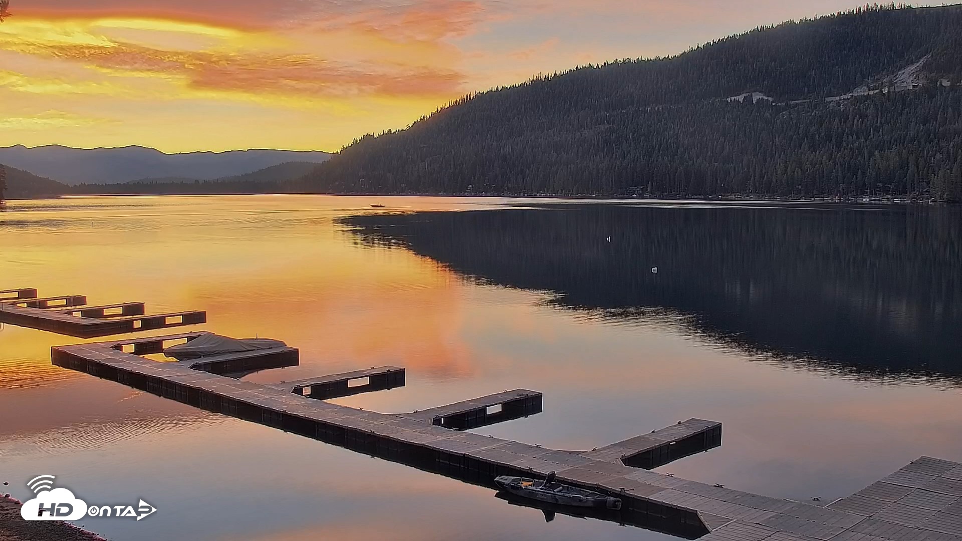 Snapshot of Donner Lake and Village Live Webcam taken Sep 12, 2026, 6:32am PDT