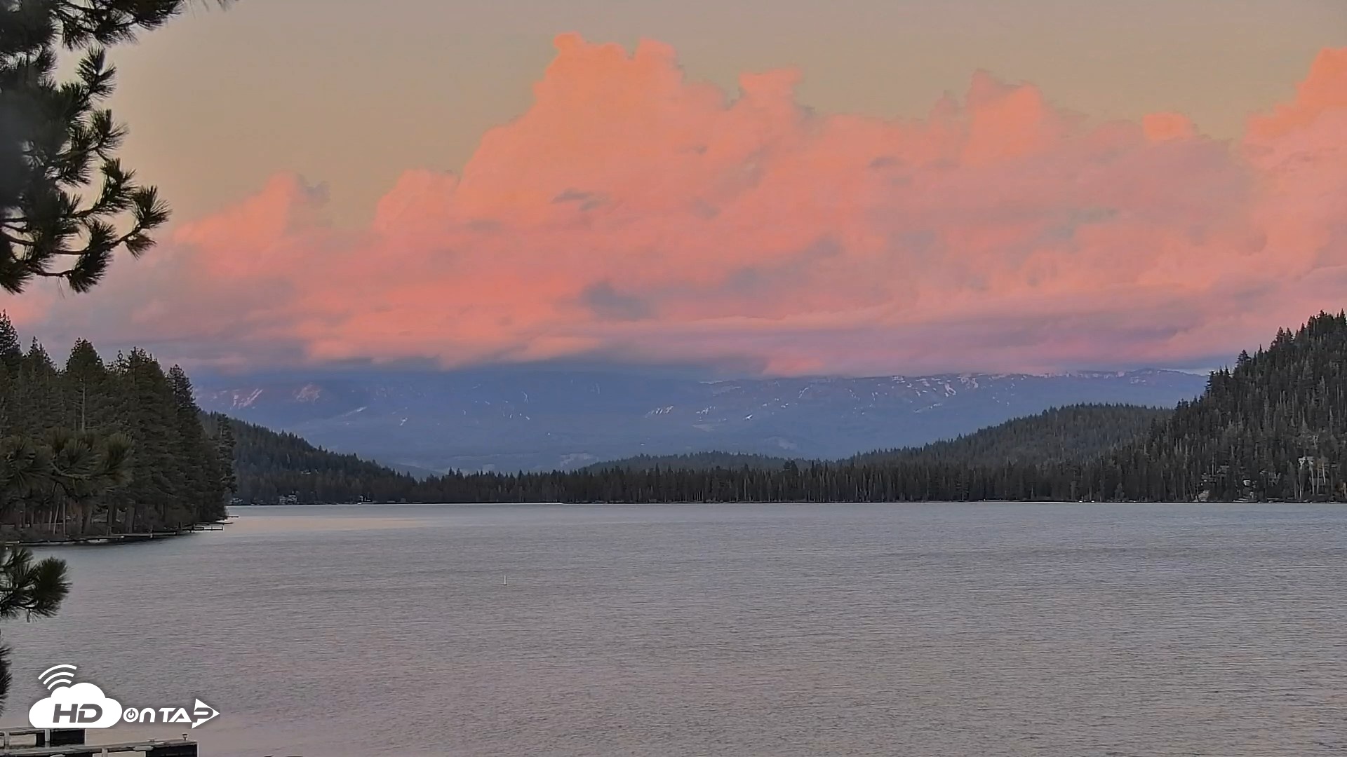 Snapshot of Donner Lake and Village Live Webcam taken May 5, 2026, 7:59pm PDT