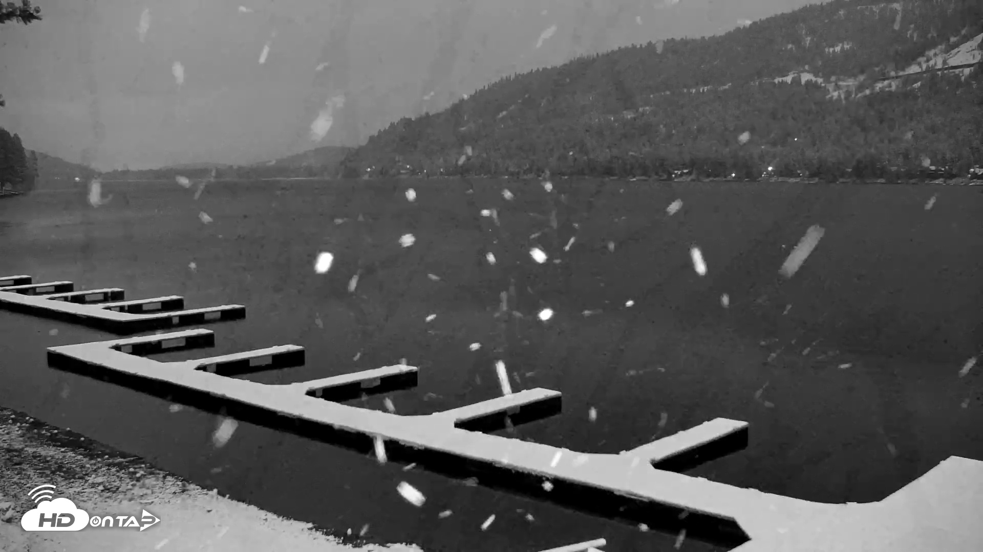 Snapshot of Donner Lake and Village Live Webcam taken Apr 27, 2025, 5:40am PDT