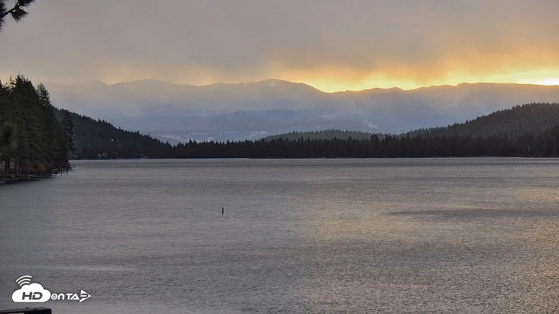 Snapshot of Donner Lake and Village Live Webcam taken Nov 5, 2025, 7:08am PST