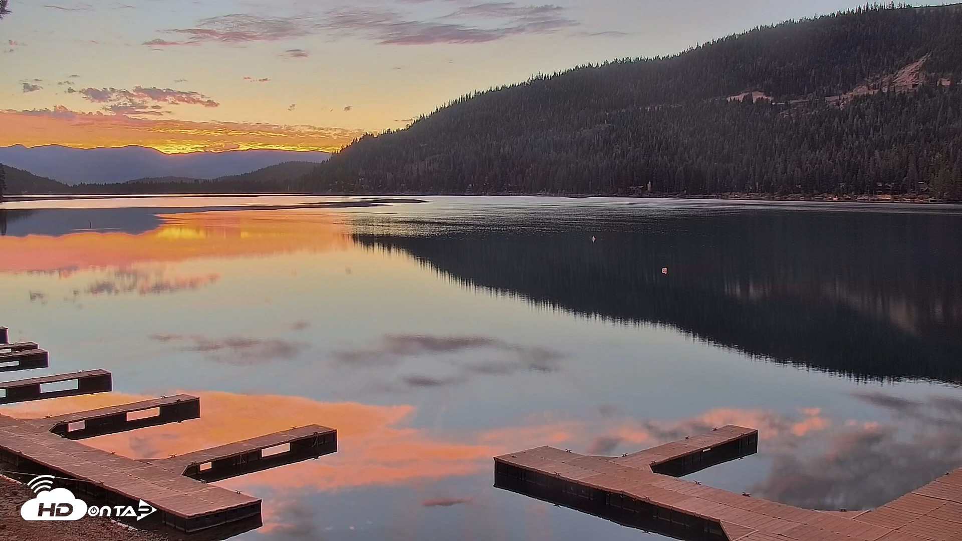 Snapshot of Donner Lake and Village Live Webcam taken Oct 5, 2026, 6:55am PDT