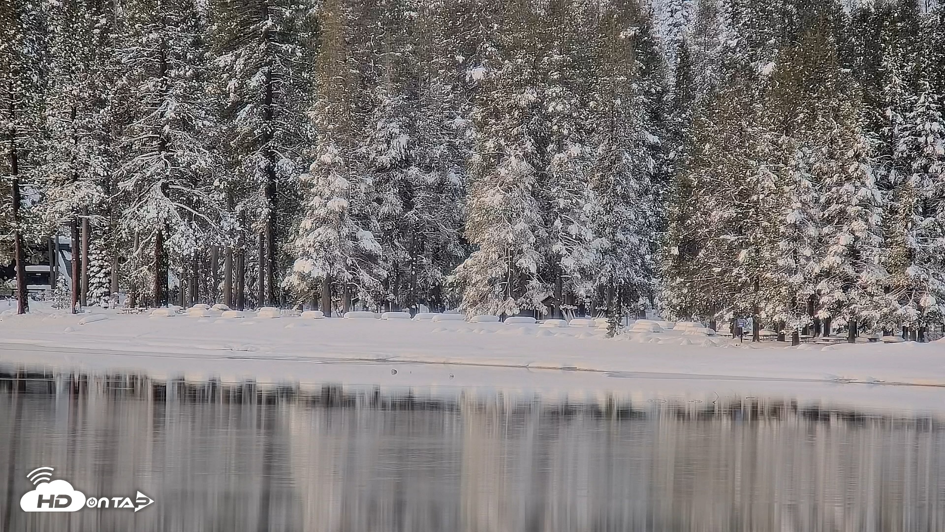 Snapshot of Donner Lake and Village Live Webcam taken Jan 6, 2026, 7:30am PST