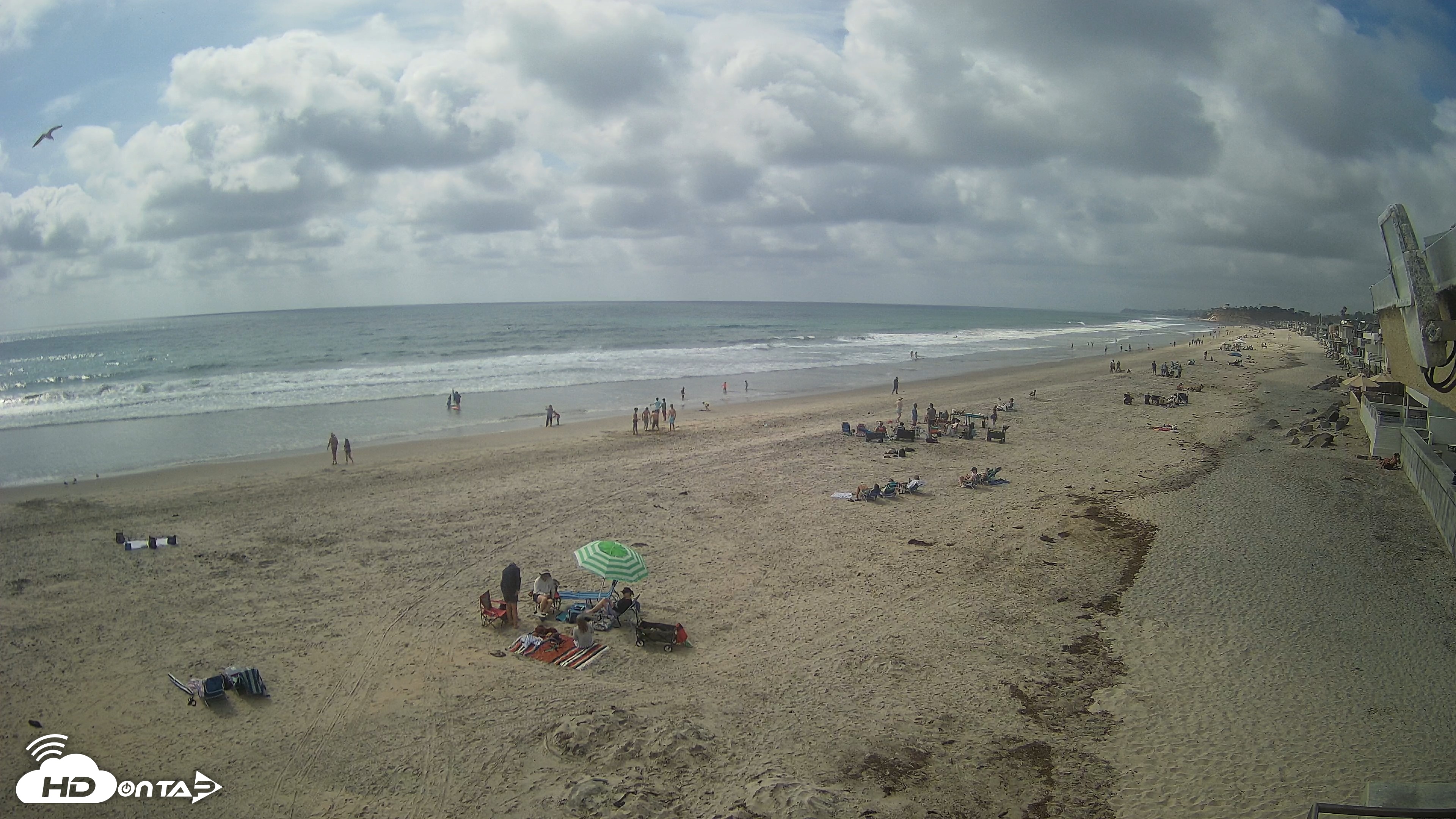 Snapshot of 17th St. Del Mar Beach - 4K NW View Live Cam taken May 16, 2026, 3:39pm PDT