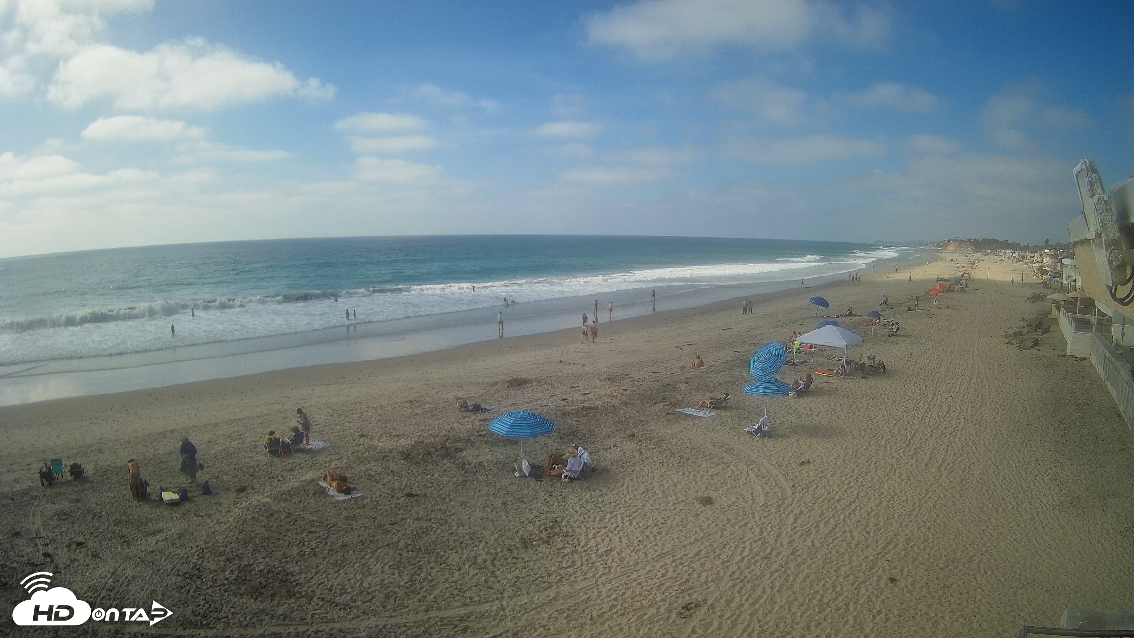 Snapshot of 17th St. Del Mar Beach - 4K NW View Live Cam taken Sep 25, 2026, 3:37pm PDT