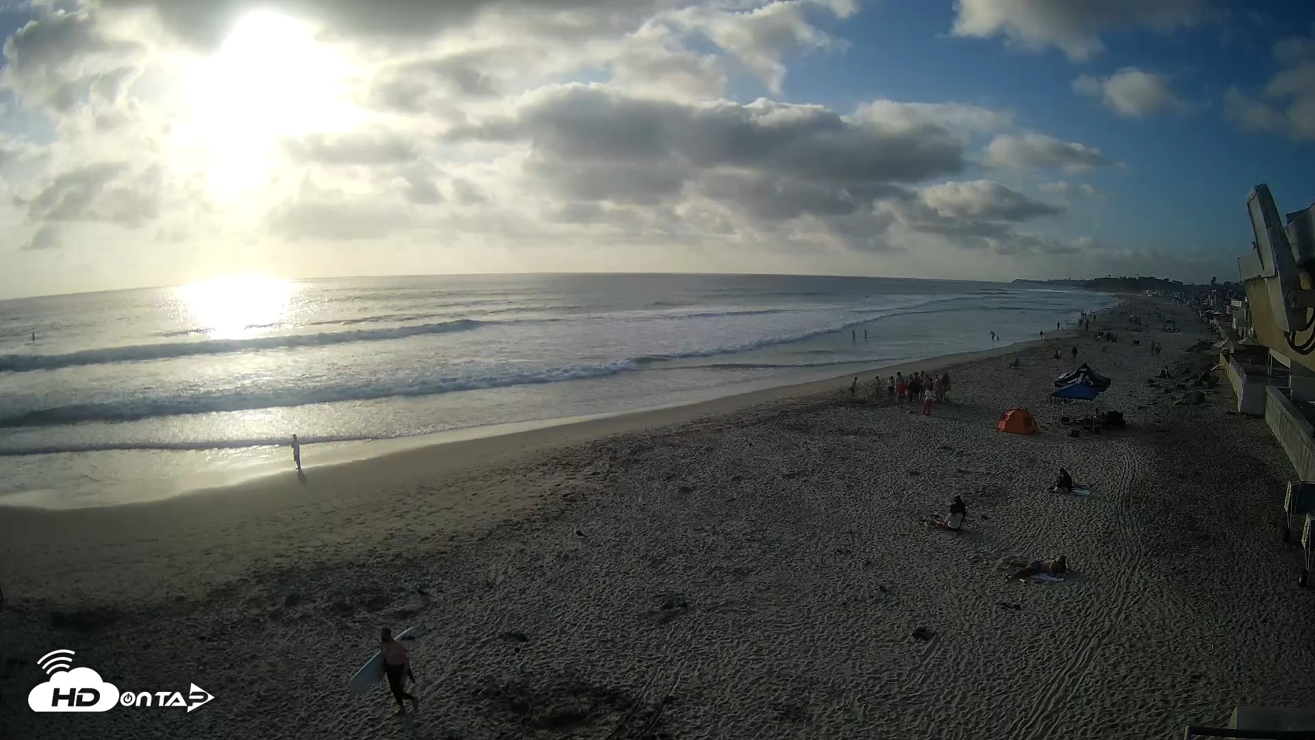 Snapshot of 17th St. Del Mar Beach - 4K NW View Live Cam taken Jun 7, 2026, 6:21pm PDT