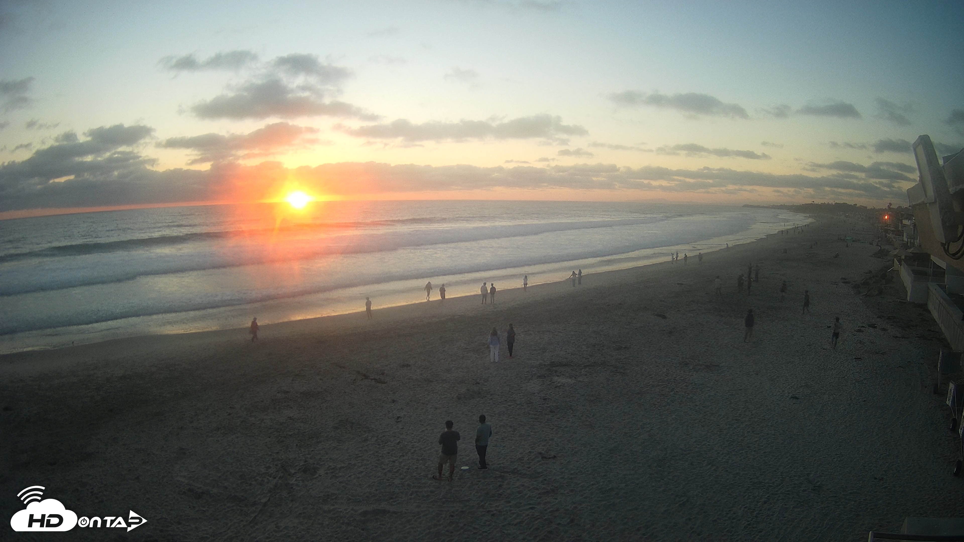 Snapshot of 17th St. Del Mar Beach - 4K NW View Live Cam taken Jun 20, 2026, 7:59pm PDT