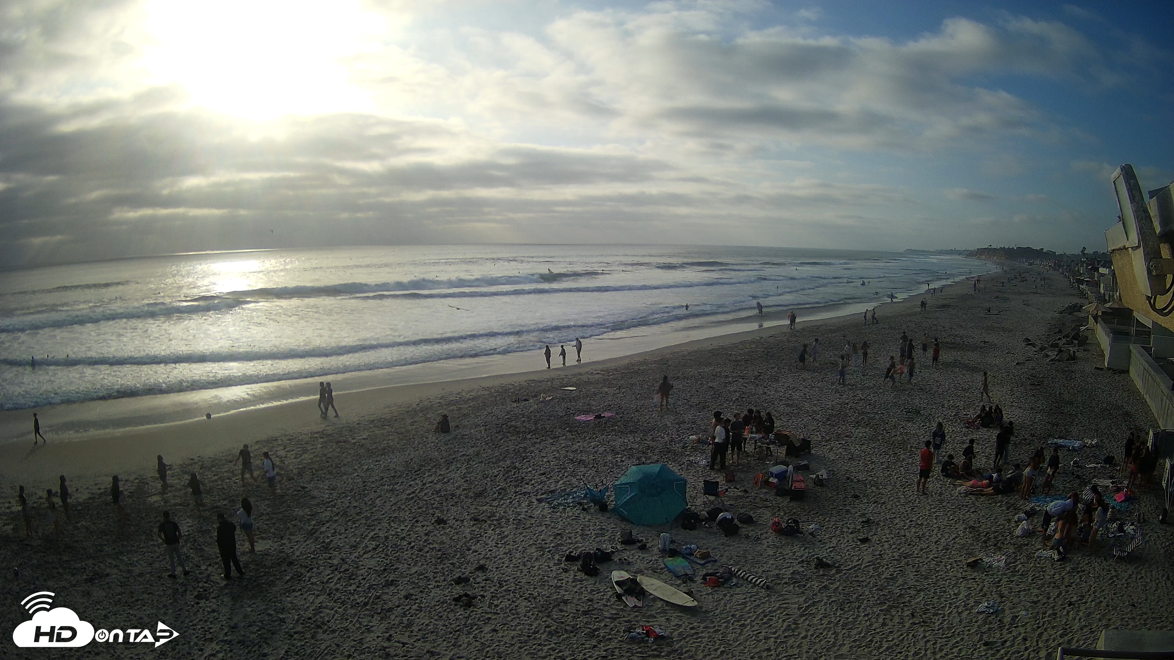 Snapshot of 17th St. Del Mar Beach - 4K NW View Live Cam taken Jun 5, 2026, 6:32pm PDT