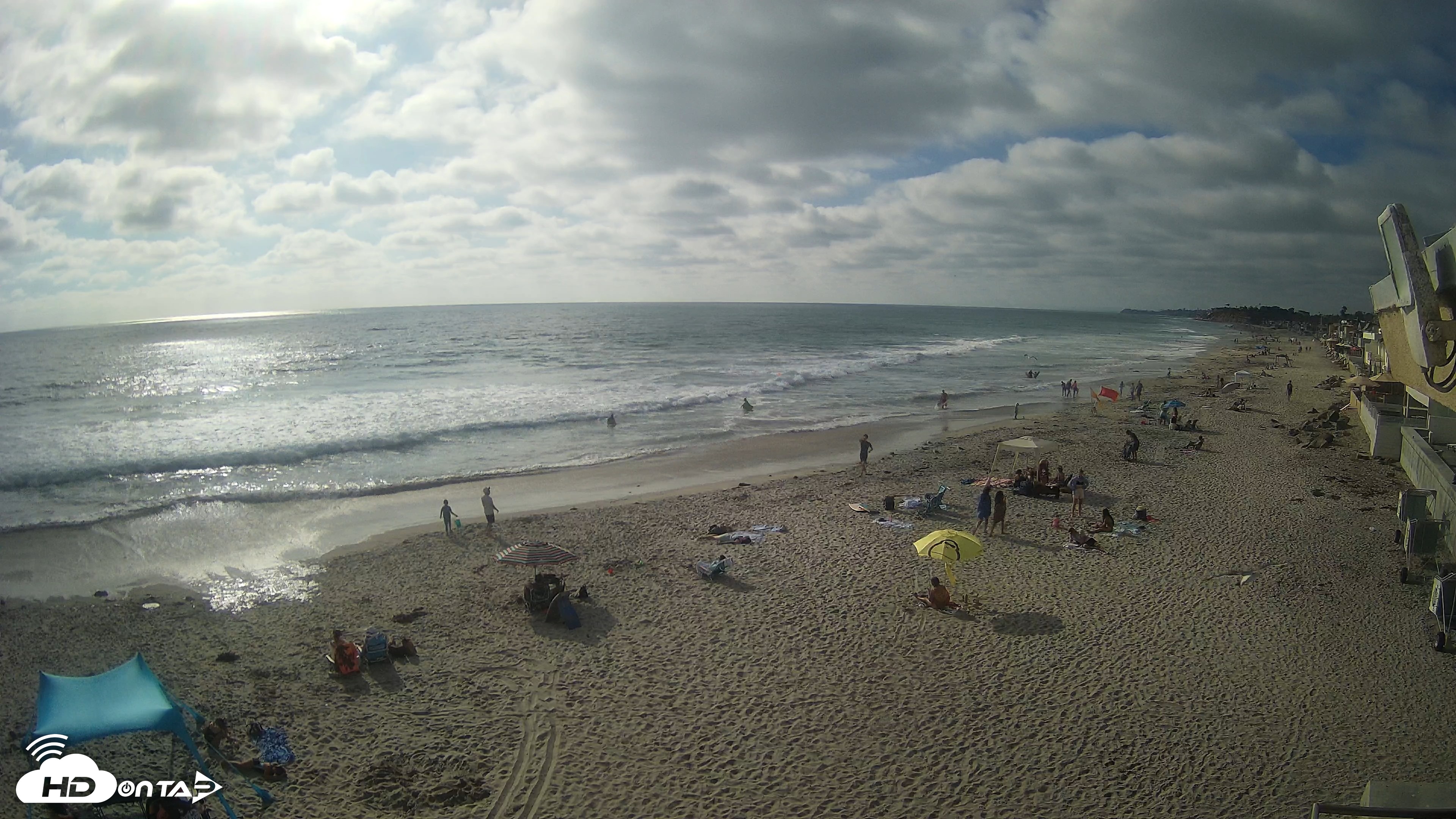 Snapshot of 17th St. Del Mar Beach - 4K NW View Live Cam taken Jun 25, 2026, 5:39pm PDT