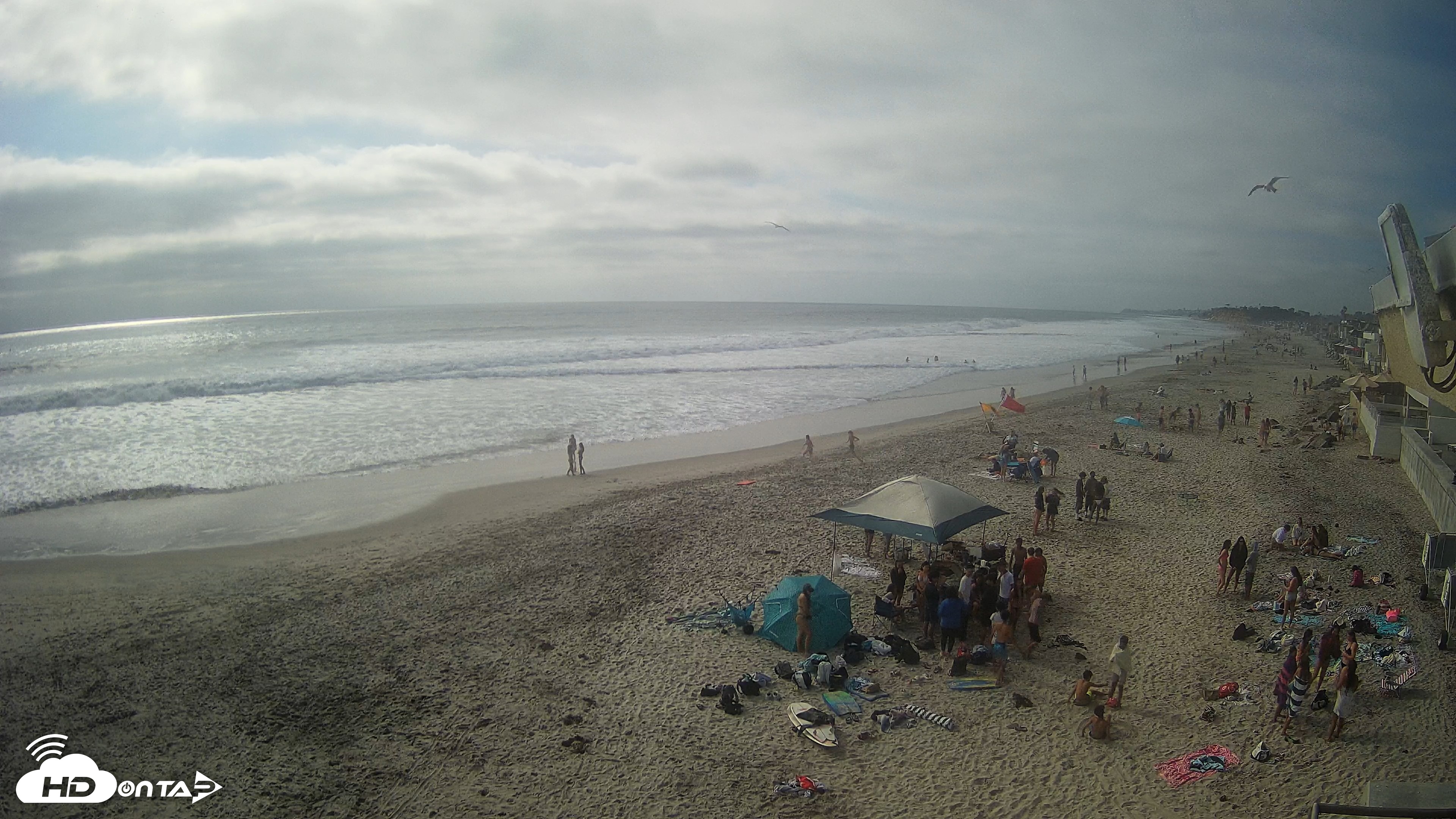 Snapshot of 17th St. Del Mar Beach - 4K NW View Live Cam taken Jun 5, 2026, 5:05pm PDT