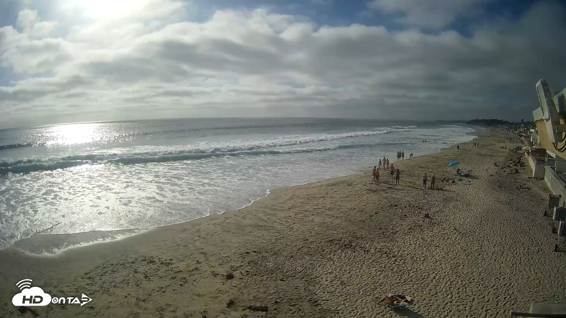 Snapshot of 17th St. Del Mar Beach - 4K NW View Live Cam taken Jun 10, 2026, 5:40pm PDT