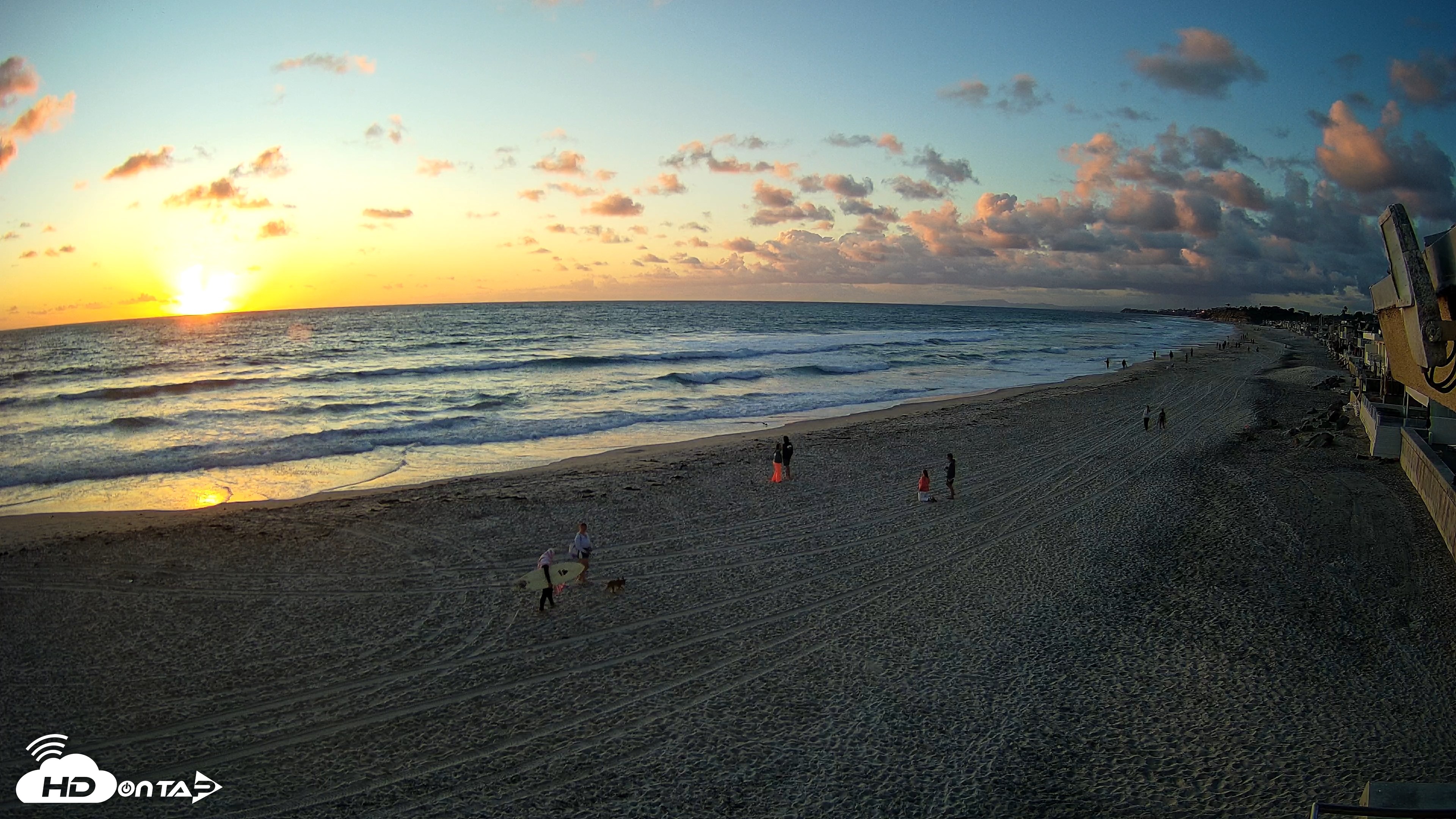 Snapshot of 17th St. Del Mar Beach - 4K NW View Live Cam taken Apr 13, 2026, 7:15pm PDT