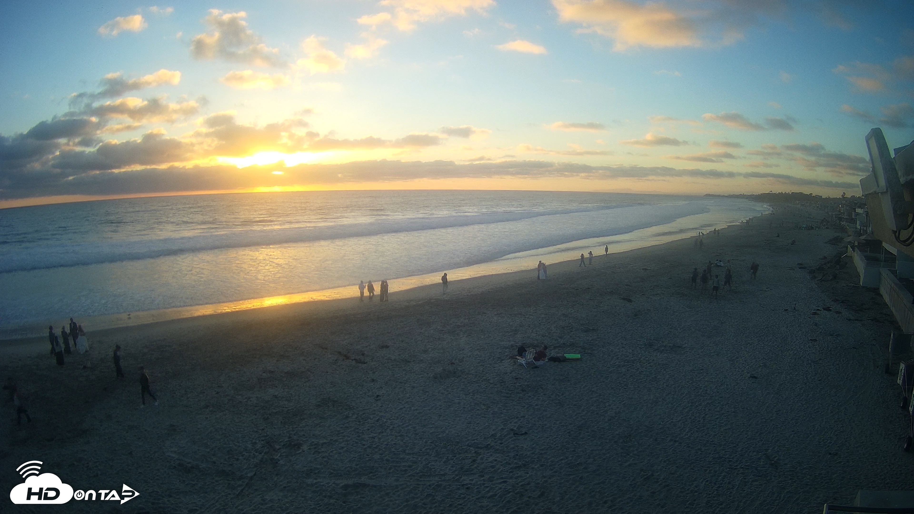 Snapshot of 17th St. Del Mar Beach - 4K NW View Live Cam taken Jun 20, 2026, 7:46pm PDT