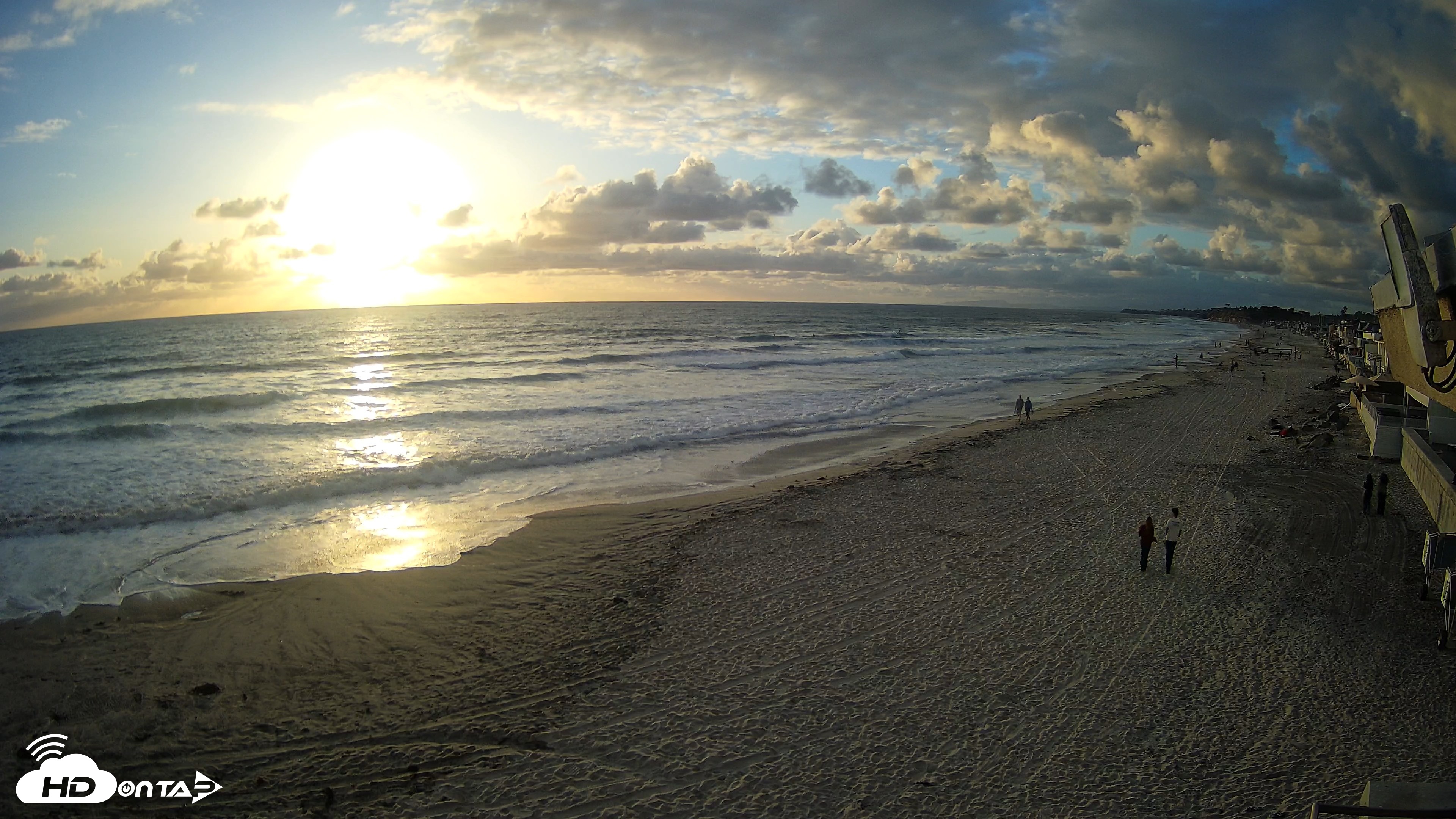 Snapshot of 17th St. Del Mar Beach - 4K NW View Live Cam taken May 27, 2026, 7:24pm PDT