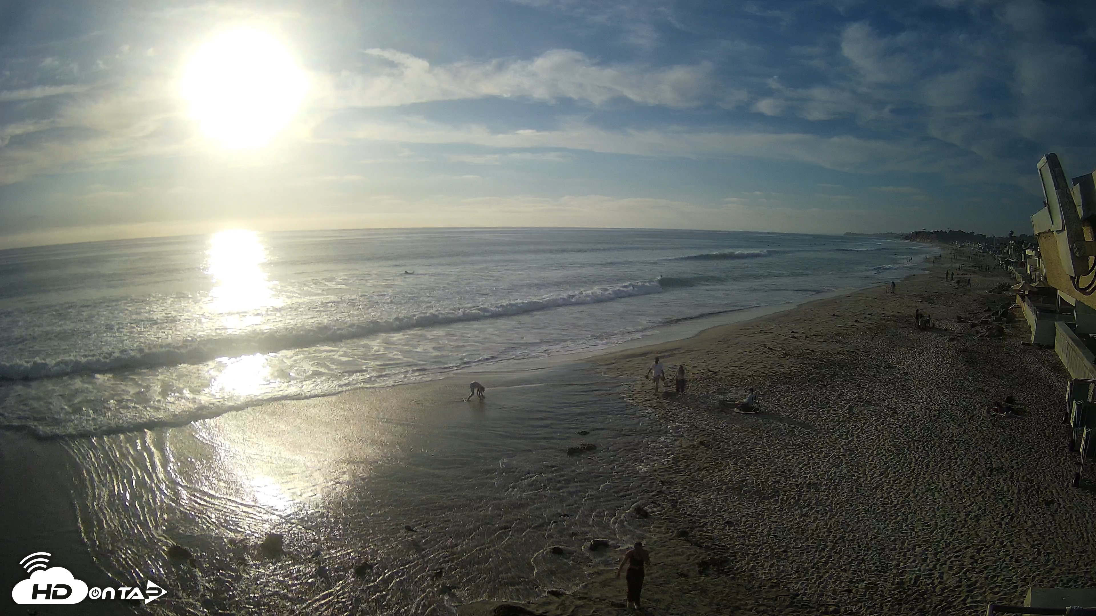 Snapshot of 17th St. Del Mar Beach - 4K NW View Live Cam taken Jun 11, 2026, 6:48pm PDT
