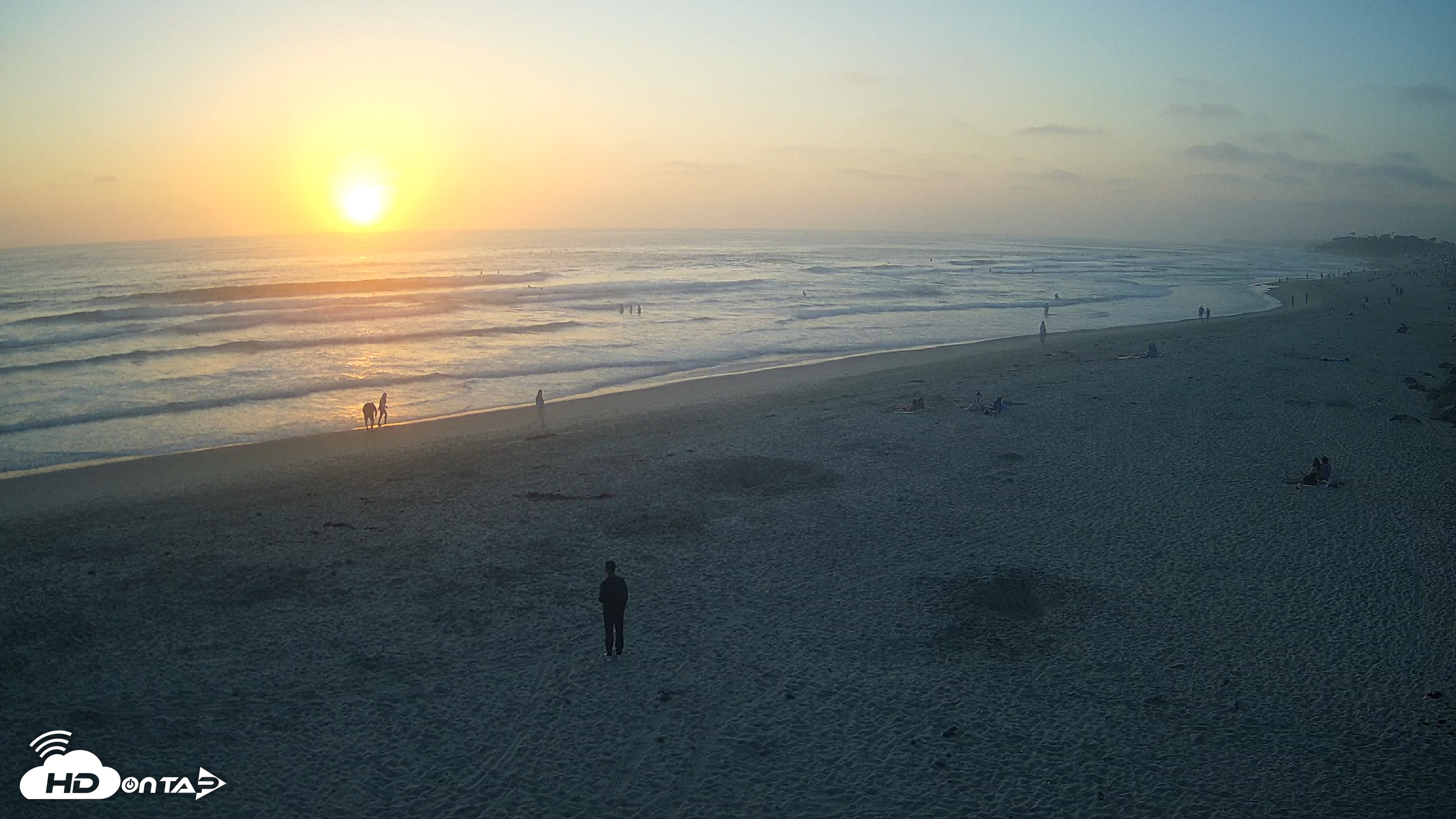 Snapshot of 17th St. Del Mar Beach - 4K NW View Live Cam taken Jun 17, 2025, 7:51pm PDT