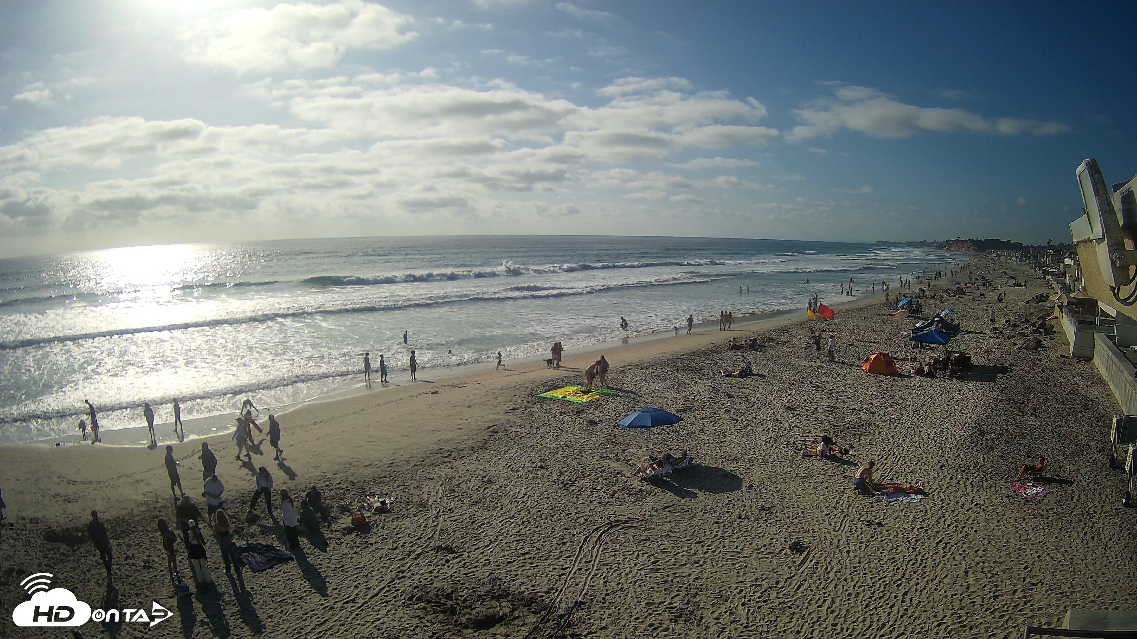 Snapshot of 17th St. Del Mar Beach - 4K NW View Live Cam taken Jun 7, 2026, 5:37pm PDT